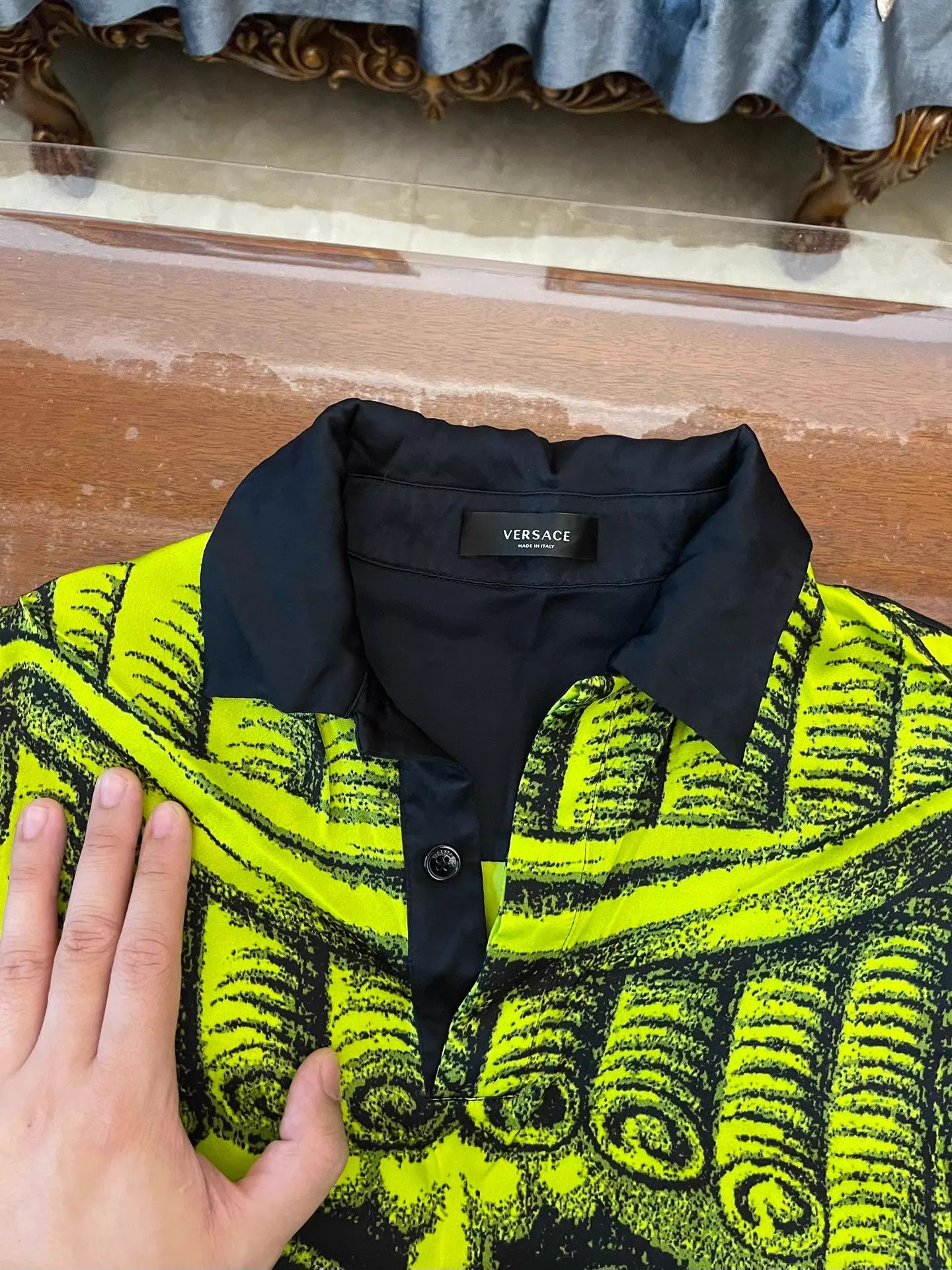Versace Versace Medusa Silk Polo Shirt 46 Oversized Size US S / EU 44-46 / 1 - 2 Thumbnail