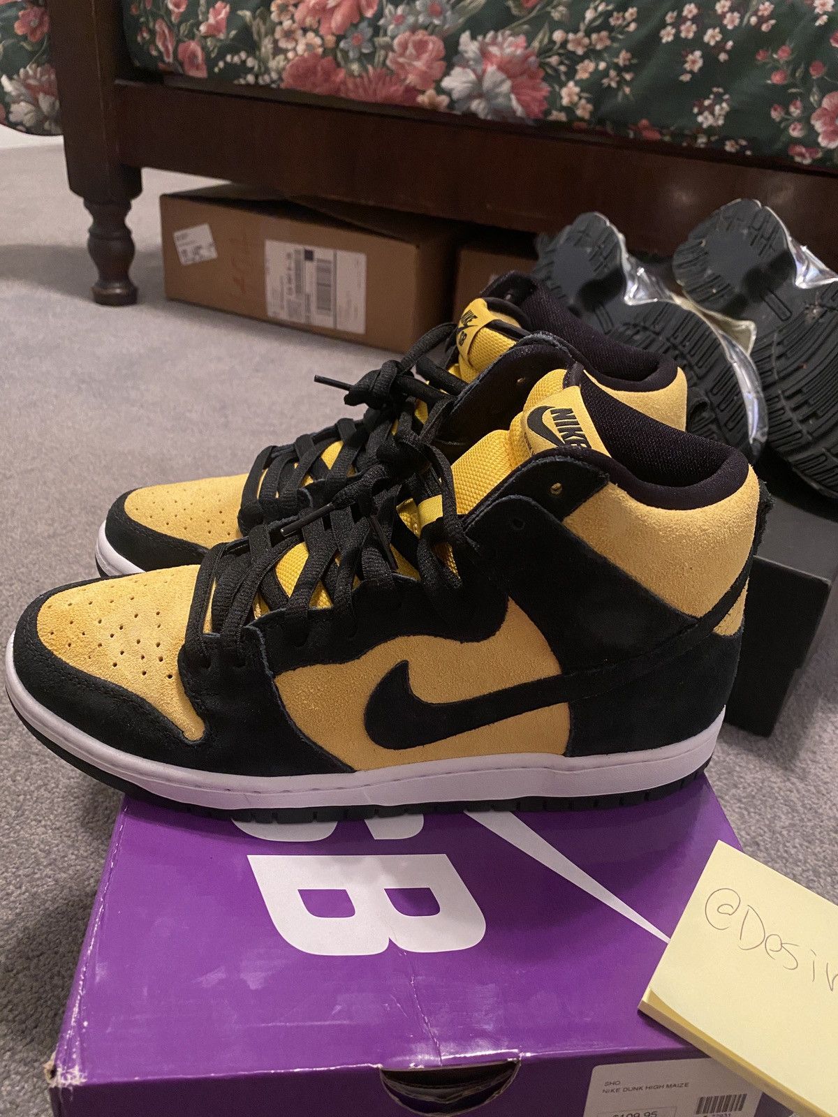 Nike Nike Dunk High Reverse Goldenrod size 9 DS never worn Size US 9 / EU 42 - 3 Thumbnail