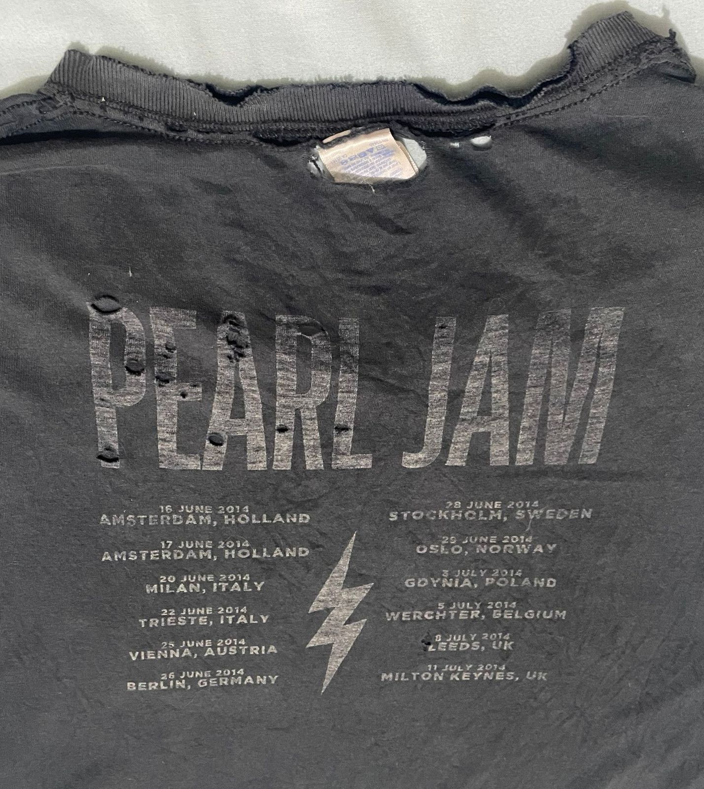 Band Tees 🔥 Pearl Jam Tour Distressed Sleeveless Tee – XL 🔥 Size US XL / EU 56 / 4 - 3 Thumbnail