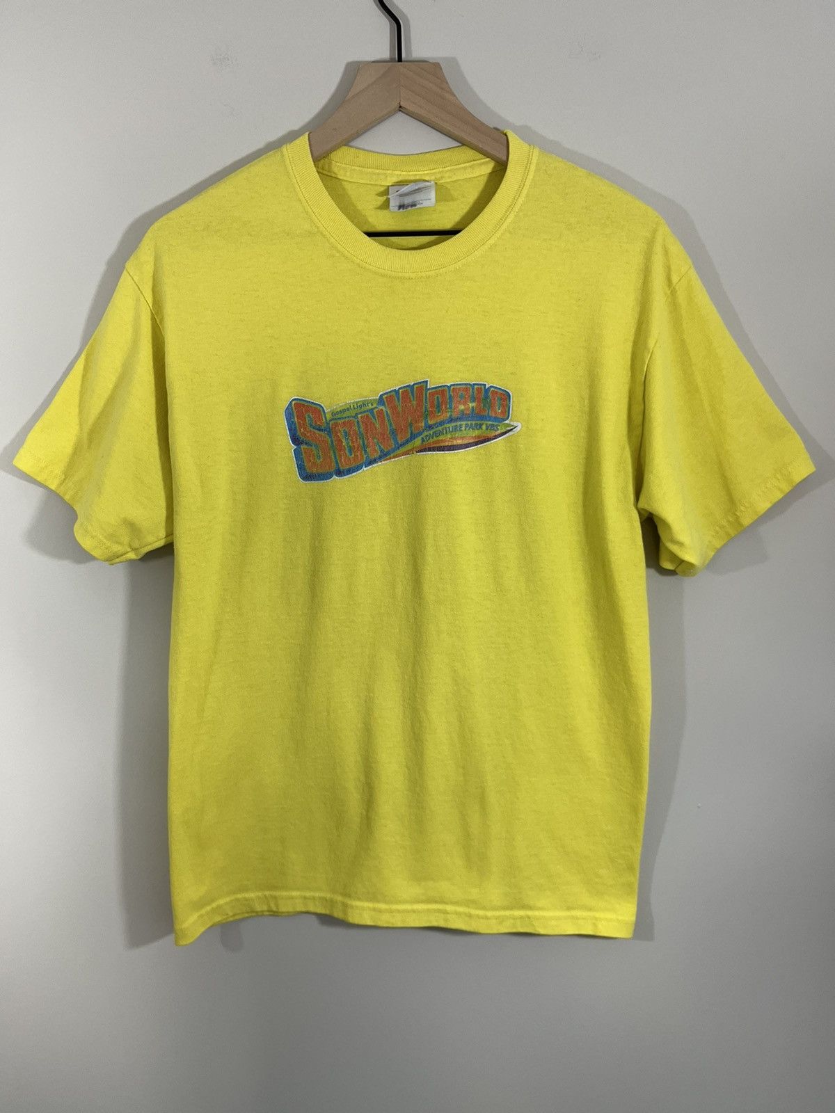 Vintage Vintage Amusement Park Faded Worn Tee Size US M / EU 48-50 / 2 - 1 Thumbnail