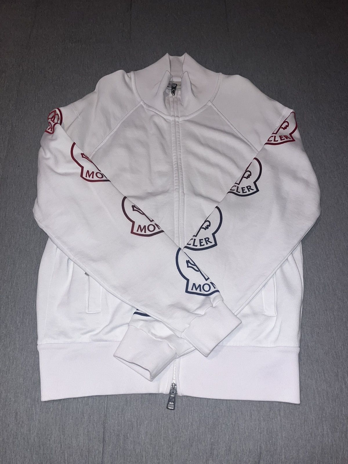Moncler Moncler logo print track jacket Size US S / EU 44-46 / 1 - 1 Thumbnail