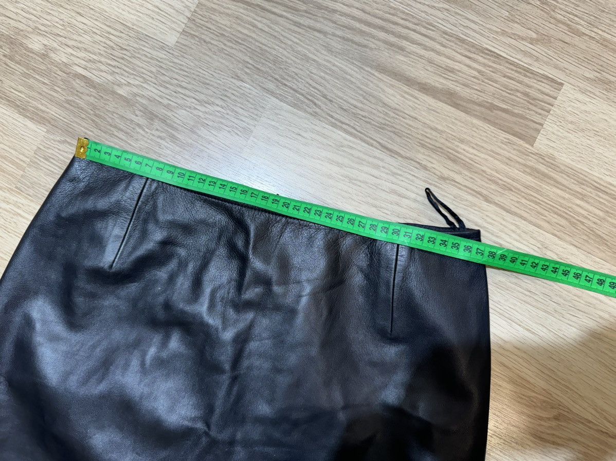 Escada × Leather × Vintage Escada lammnappa skirt 38 Size 26" / US 2 / IT 38 - 16 Thumbnail