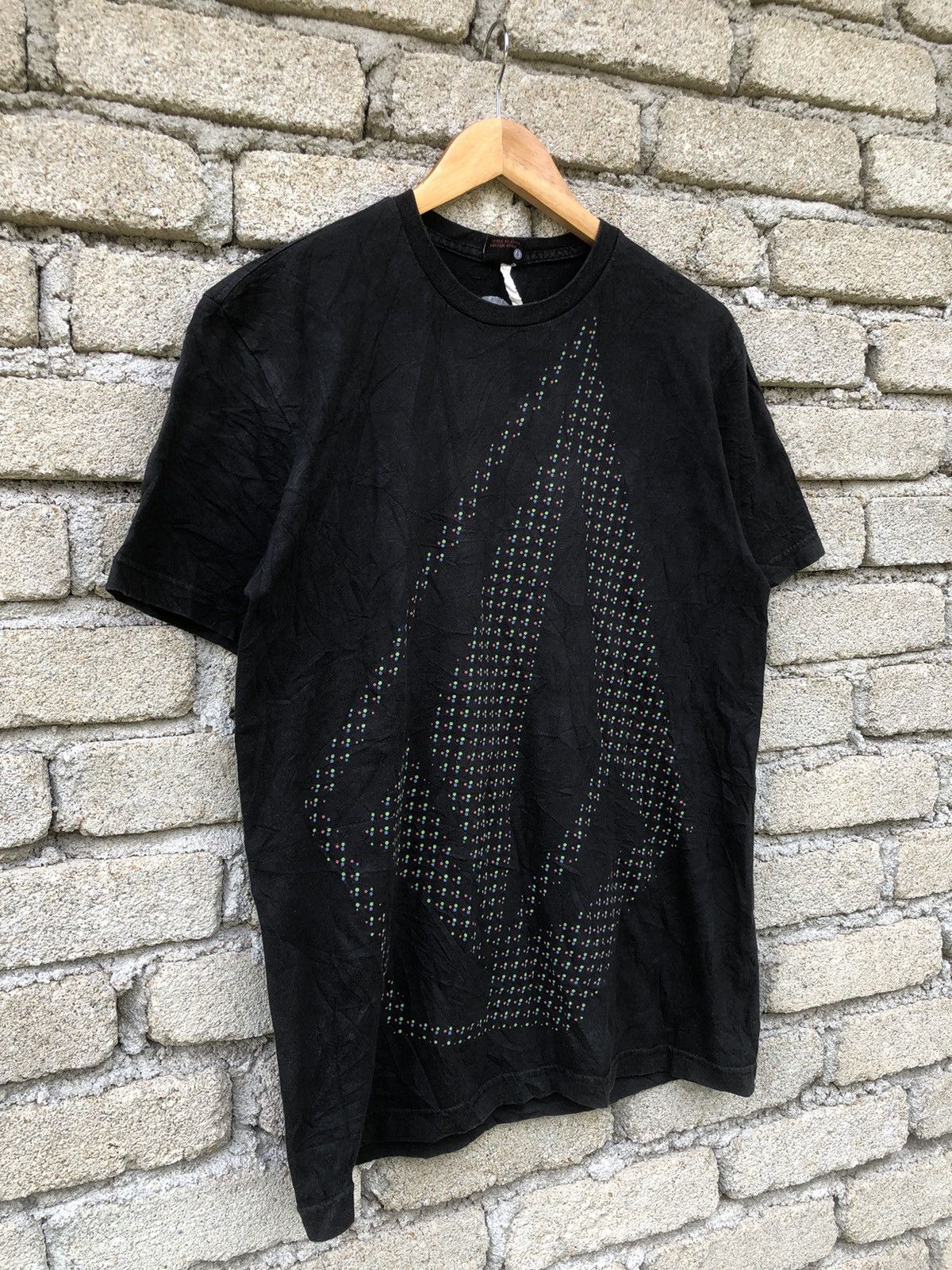 Vintage × Volcom Vintage Y2K Volcom Skullphone Artist Series Big Logo Tshirt Size US M / EU 48-50 / 2 - 2 Thumbnail