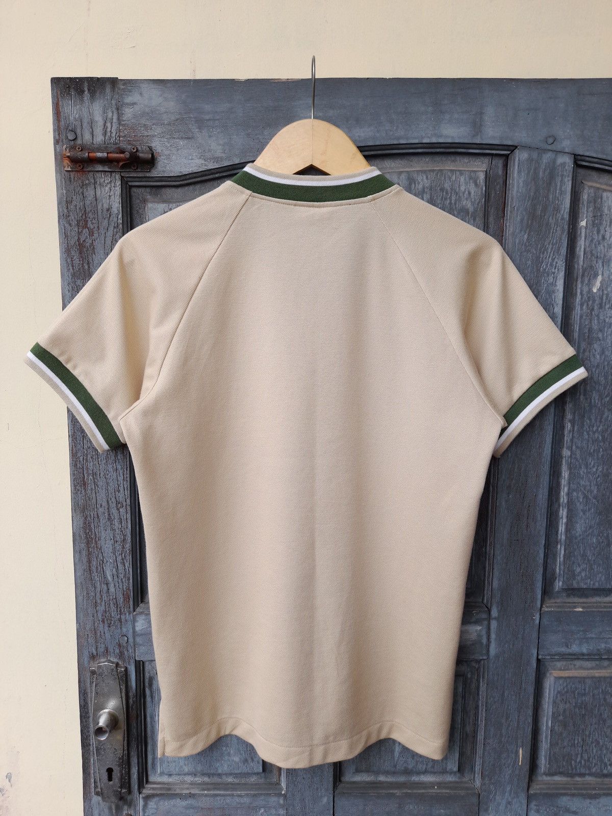 Asics Vintage Asics Made in Japan Sports Polo Beige Dragon Logo Size US M / EU 48-50 / 2 - 9 Thumbnail