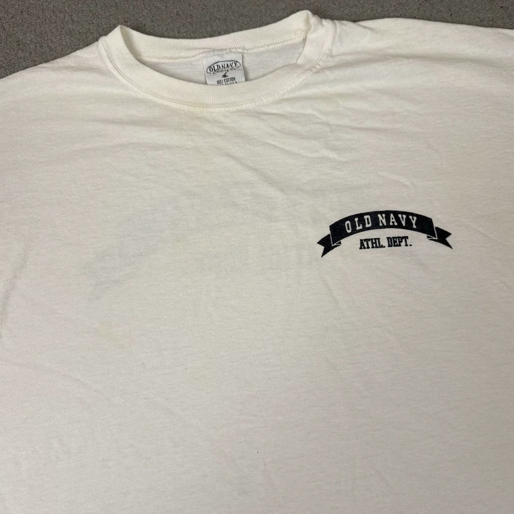 Old Navy VINTAGE Old Navy T Shirt Adult L White Logo USA Made Graphic Mens Shirt Size US L / EU 52-54 / 3 - 4 Thumbnail