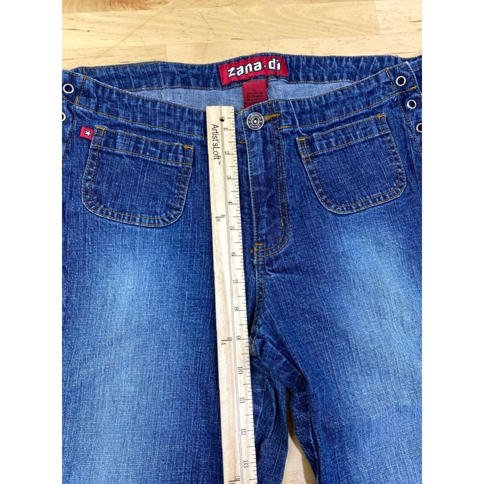 Denime Zana Di Capri Jeans Capri Pants Juniors 11 Denim Blue Regular Mid Rise Women Womens 10281 Size 32" / US 10 / IT 46 - 5 Thumbnail