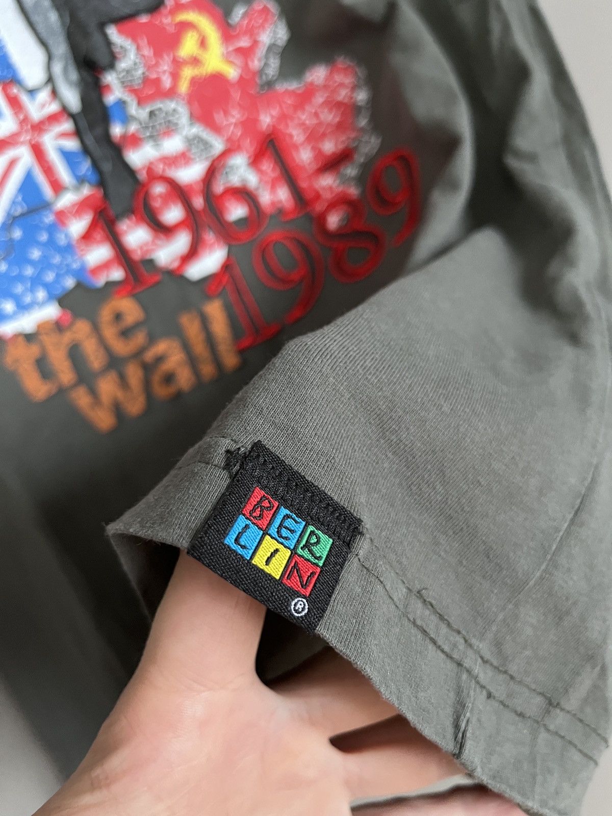 Other The Berlin Wall History Official T-shirt Size US S / EU 44-46 / 1 - 7 Thumbnail