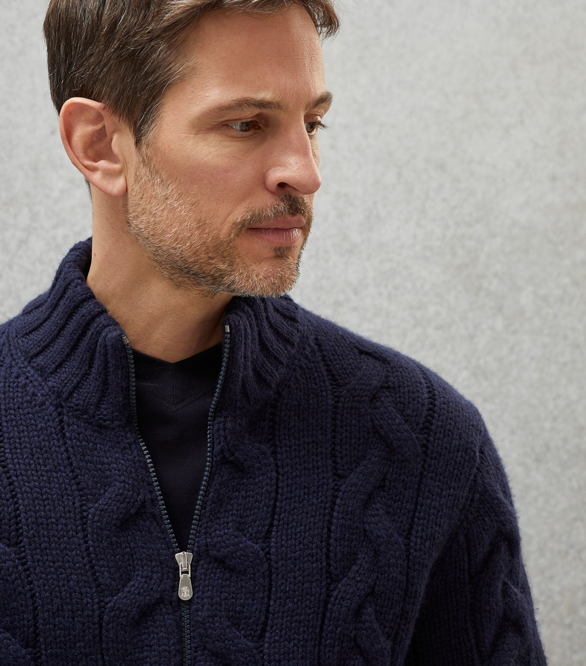 Brunello Cucinelli o1w1db10924 Cashmere Cardigan in Navy Size US XXL / EU 58 / 5 - 5 Thumbnail
