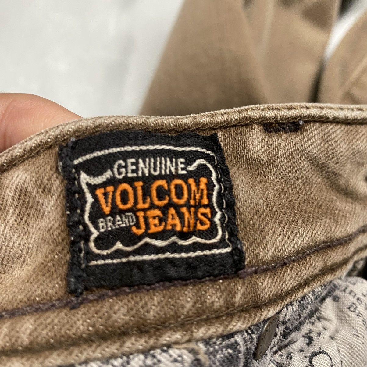 Volcom Rare Vintge y2k Volcom Skateboard Washed Brown Jeans Size US 31 - 12 Thumbnail