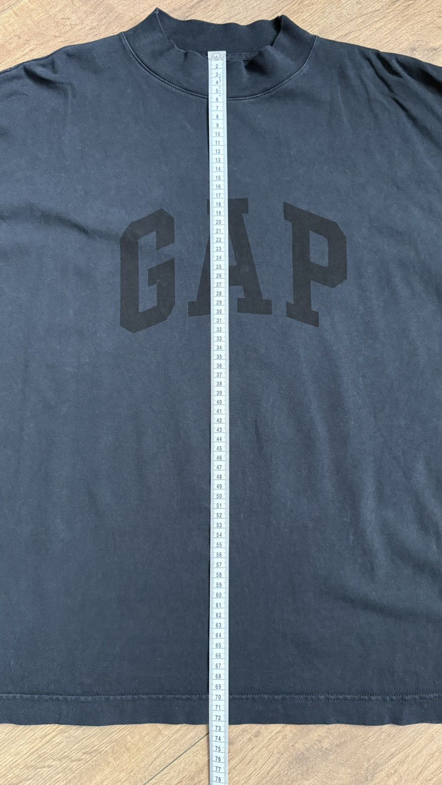 Balenciaga × Gap × Kanye West Yeezy Gap T-Shirt (US Made) Size US XS / EU 42 / 0 - 6 Thumbnail