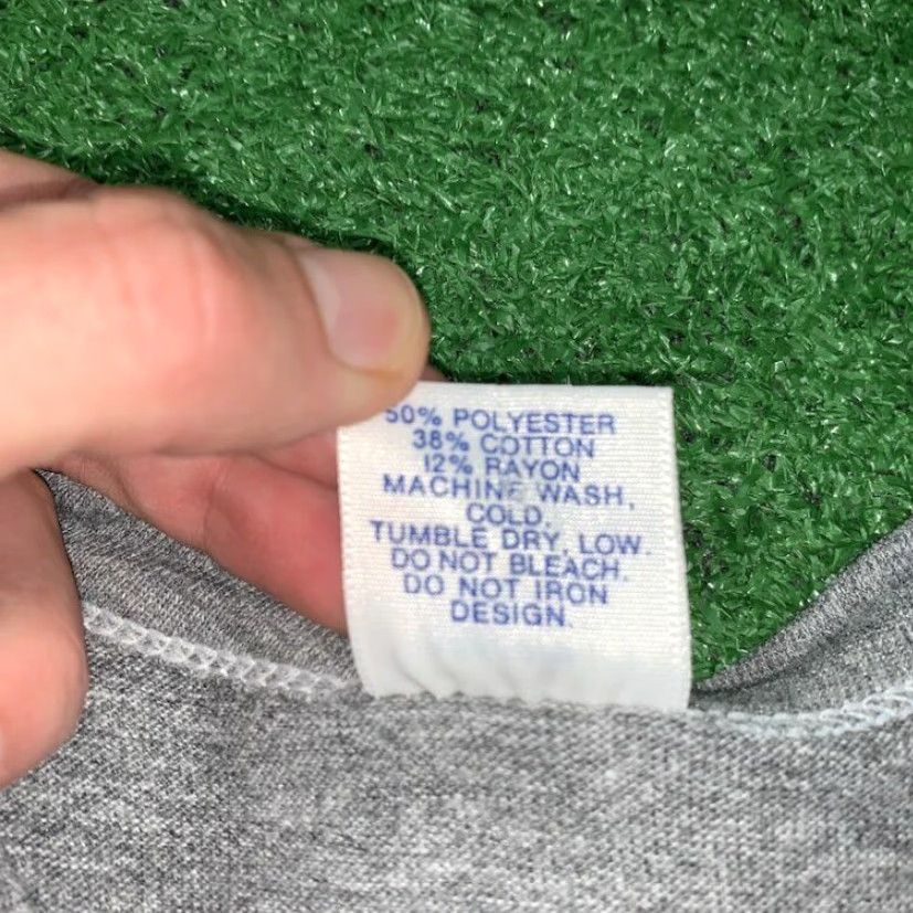 Nike VINTAGE Nike T-Shirt XL Gray Short Sleeve Crew Neck Graphic Tee 1980s Jordan 1 Chicago Bred Mens Size US XL / EU 56 / 4 - 5 Thumbnail