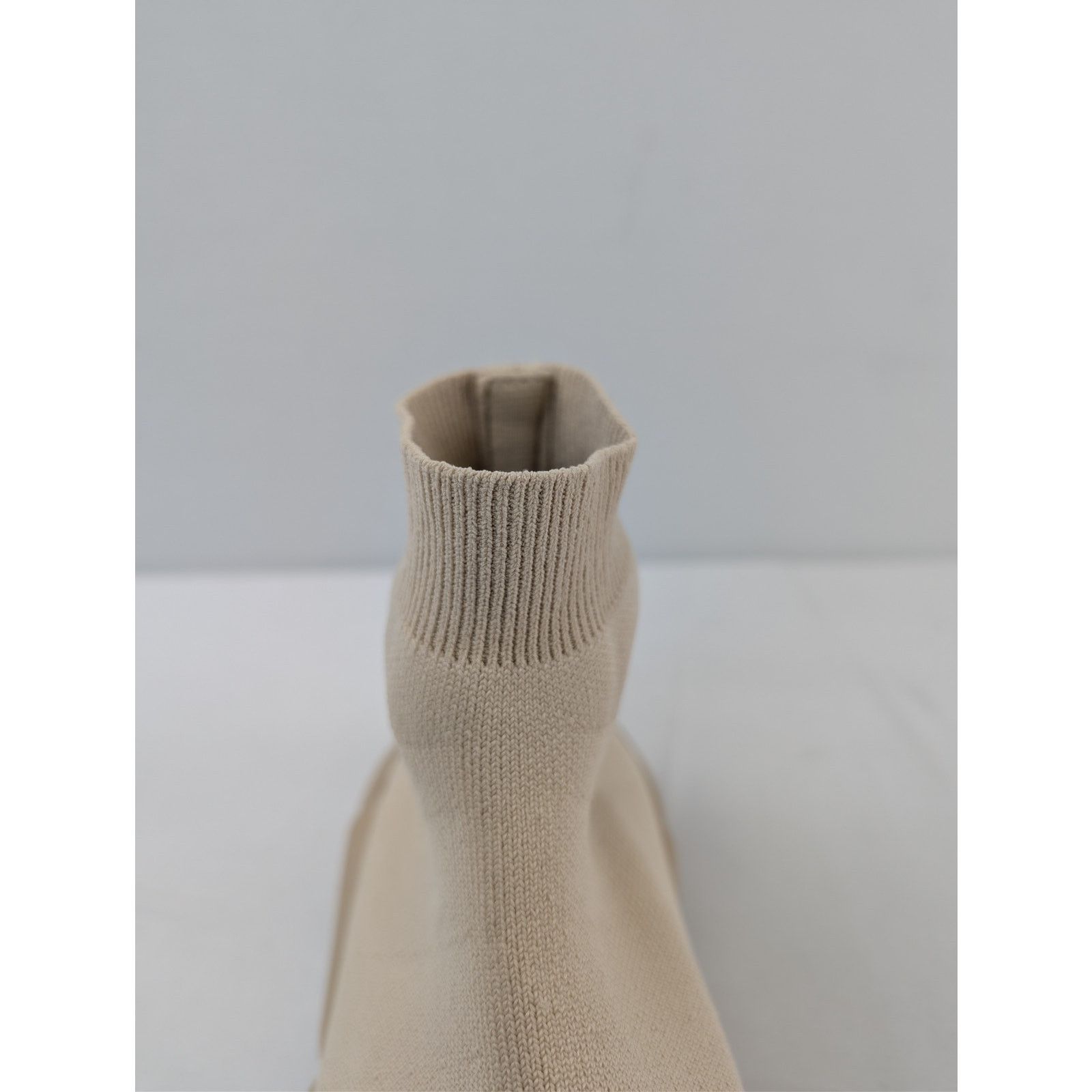 Balenciaga o1rshd1 Speed 2.0 Re Cycled Sneakers in Sand Beige Size US 7 / EU 40 - 14 Thumbnail