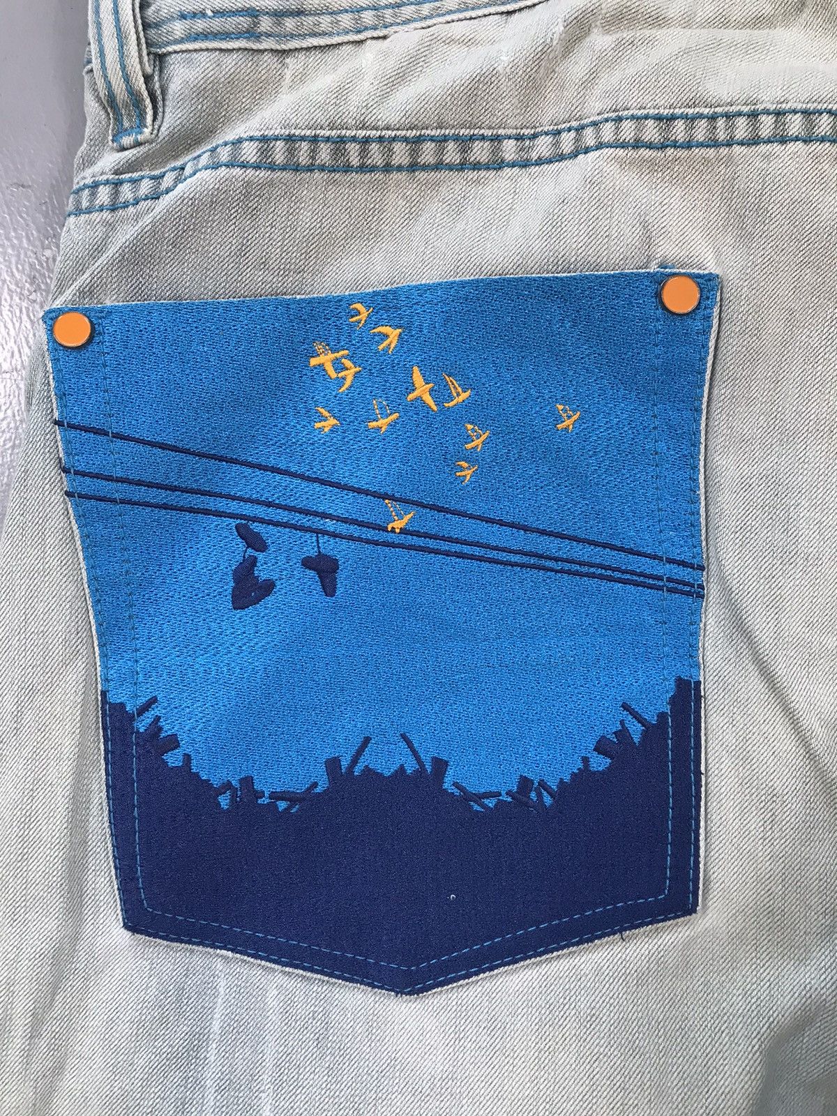 Coogi × Vintage Vintage Coogi Sun set 🌅 embroidered denim Size US 40 / EU 56 - 3 Thumbnail