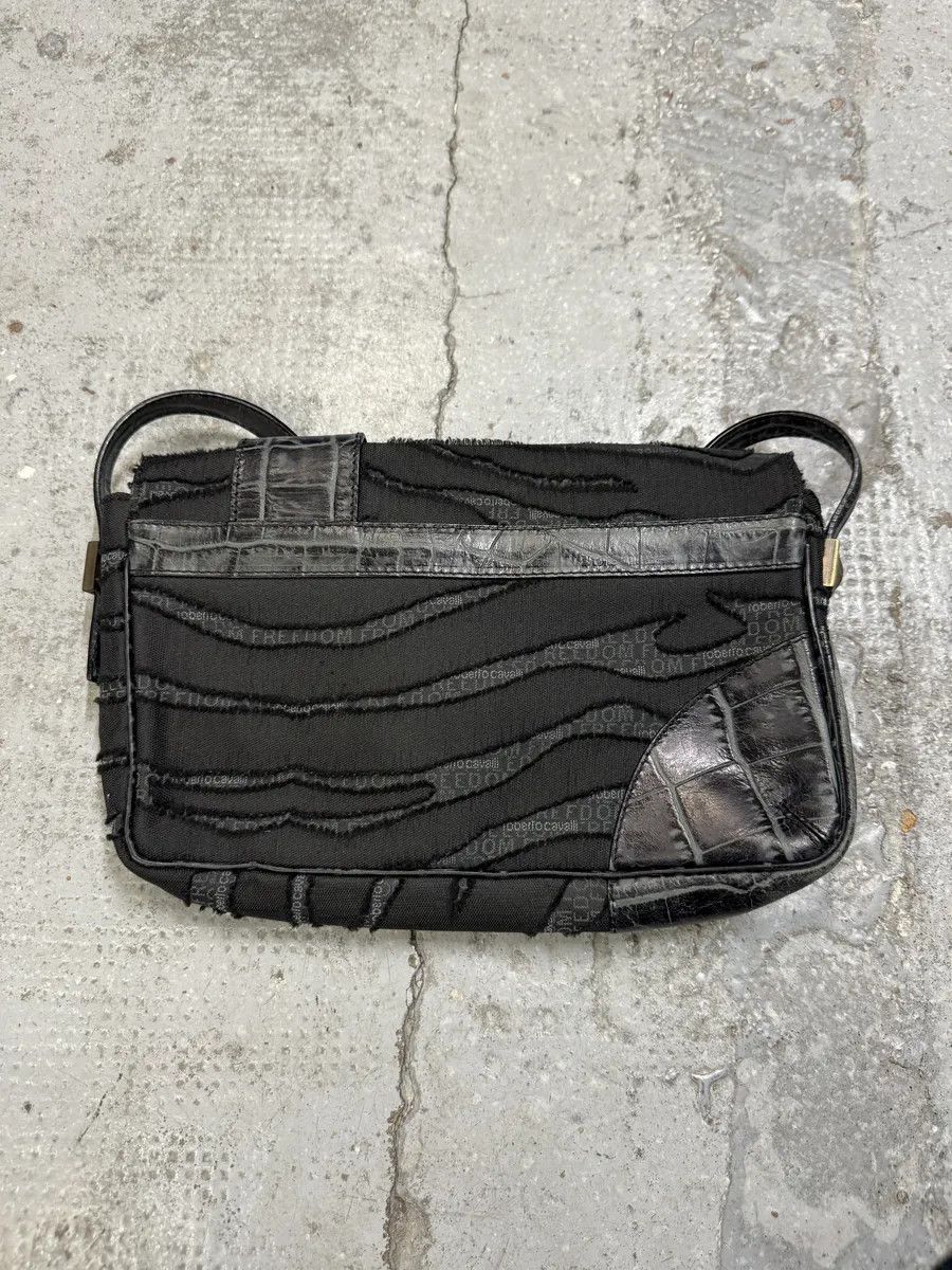 Just Cavalli 2000s Cavalli Crocodile Buckle Black Exotic Handle Bag Size ONE SIZE - 2 Thumbnail