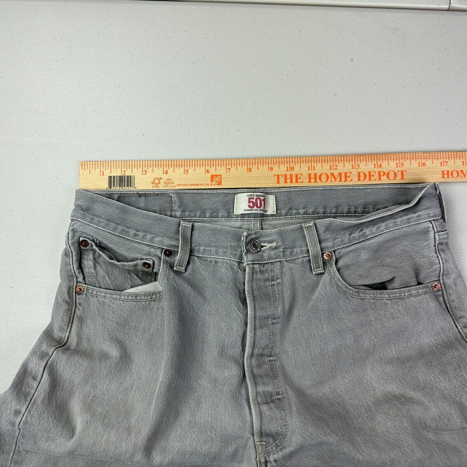 Levi's Levis 501 Mens Jeans Denim Straight Leg Button Fly (34x27) Size US 36 / EU 52 - 8 Thumbnail
