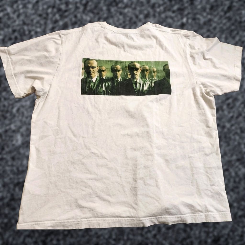 Uniqlo Uniqlo x Matrix Agent Smith T Shirt Mens XXL White Short Sleeve Crew Neck Double Sided Size US XXL / EU 58 / 5 - 1 Thumbnail