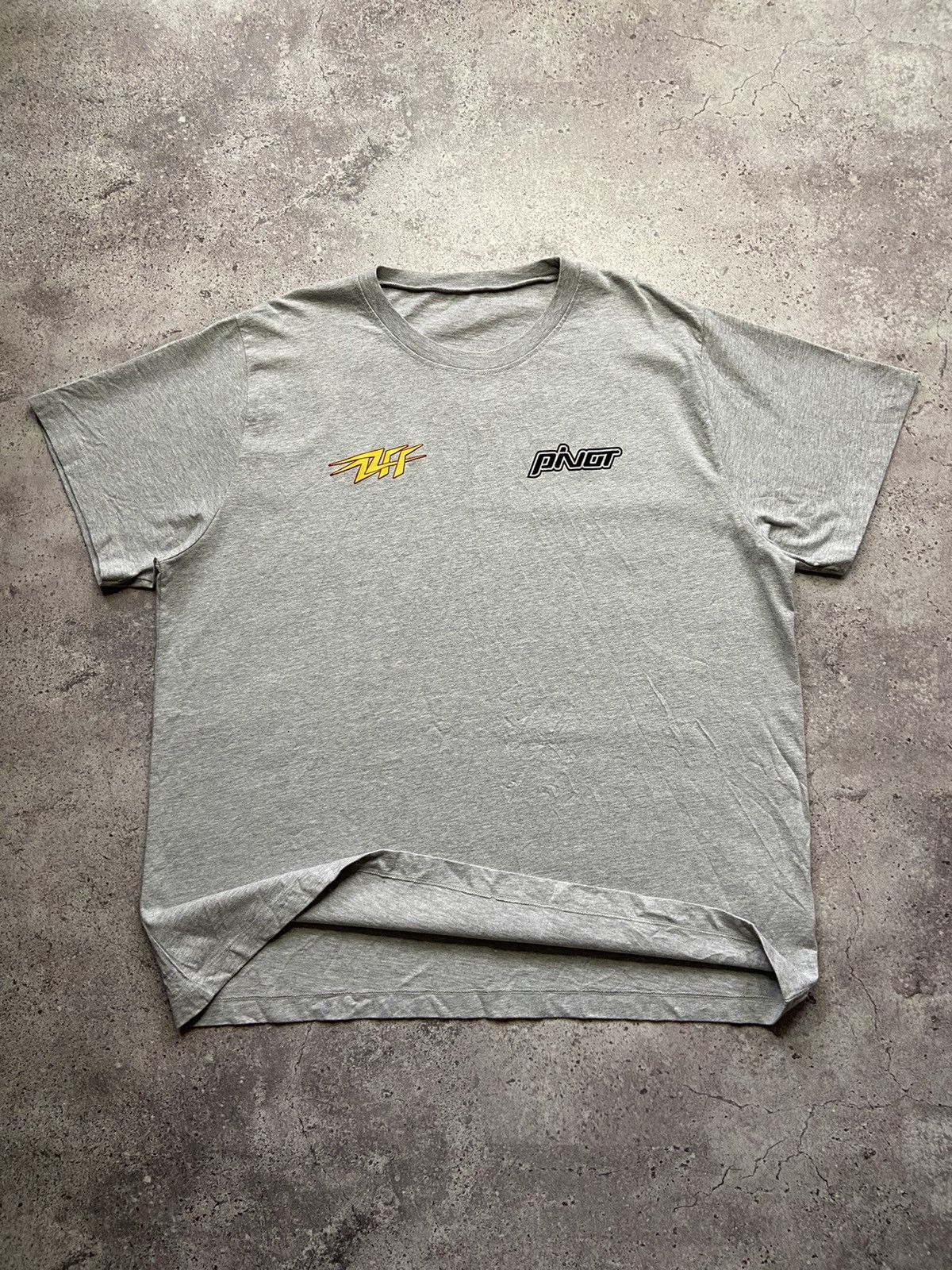 Off-White Off White Pivot Black Thunder Short Sleeve T-Shirt Oversize Size US M / EU 48-50 / 2 - 2 Thumbnail