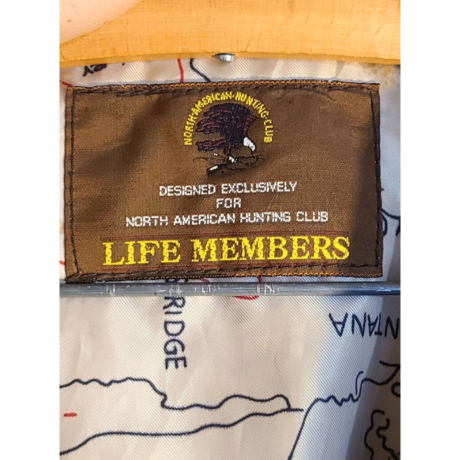 Vintage VINTAGE Life Members North American Hunting Club Leather Bomber Jacket Brown Large L Mens Regular Jacket Size US L / EU 52-54 / 3 - 2 Thumbnail