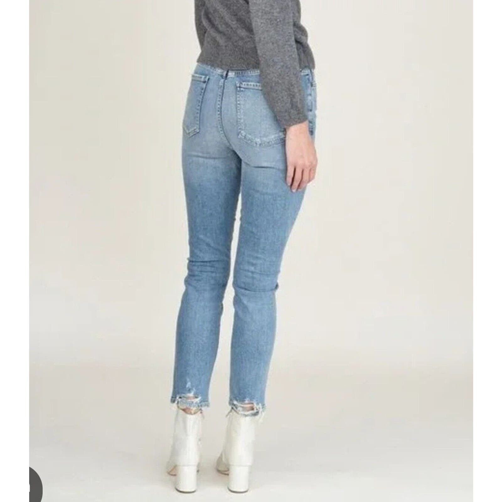 image of Citizens Of Humanity Olivia Cropped High-Rise Slim-Leg 26 in Blue, Women's