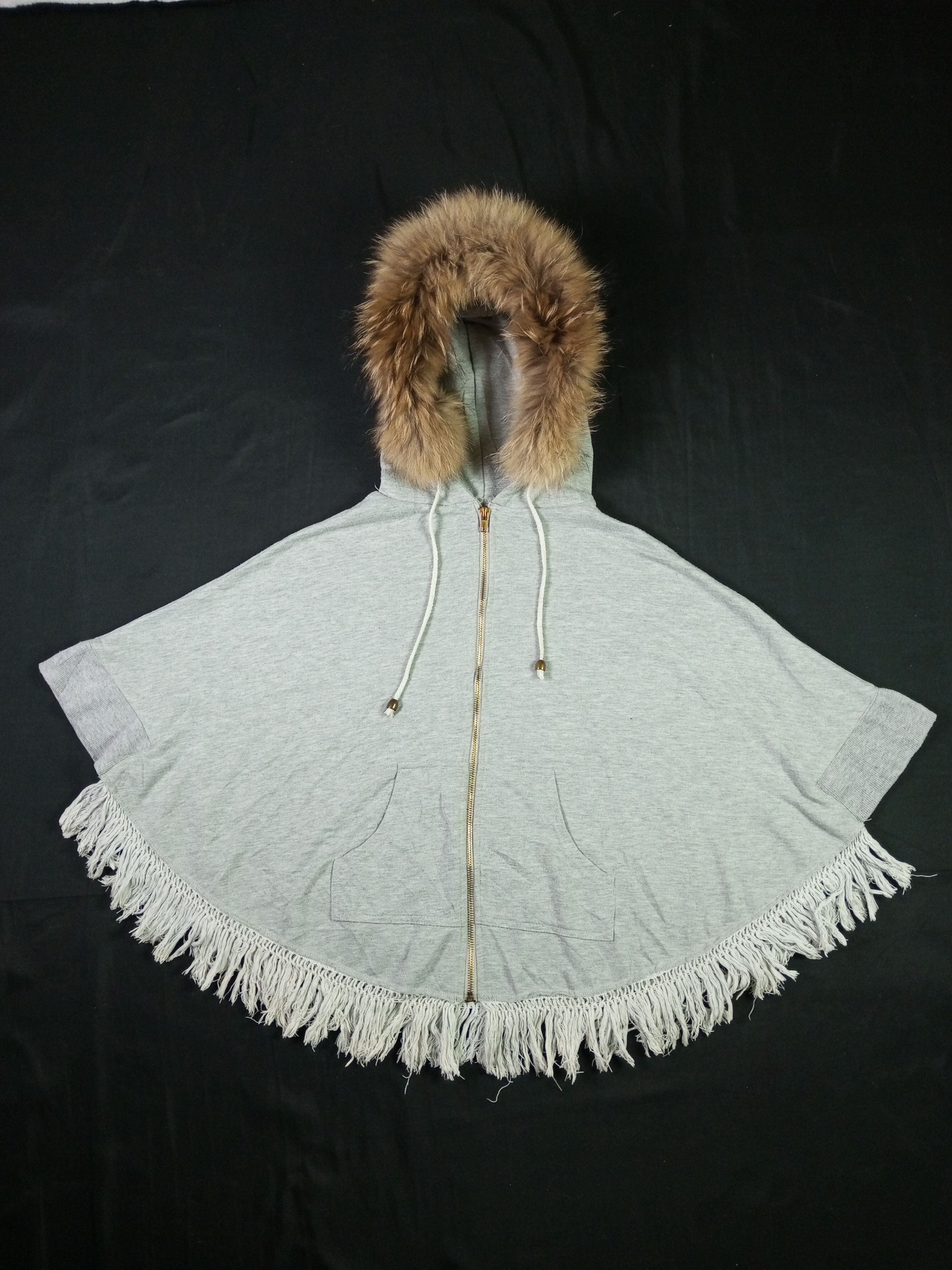 Japanese Brand "F" Unknown Japanese Brand Poncho Fur Hoodie Size US L / EU 52-54 / 3 - 4 Thumbnail