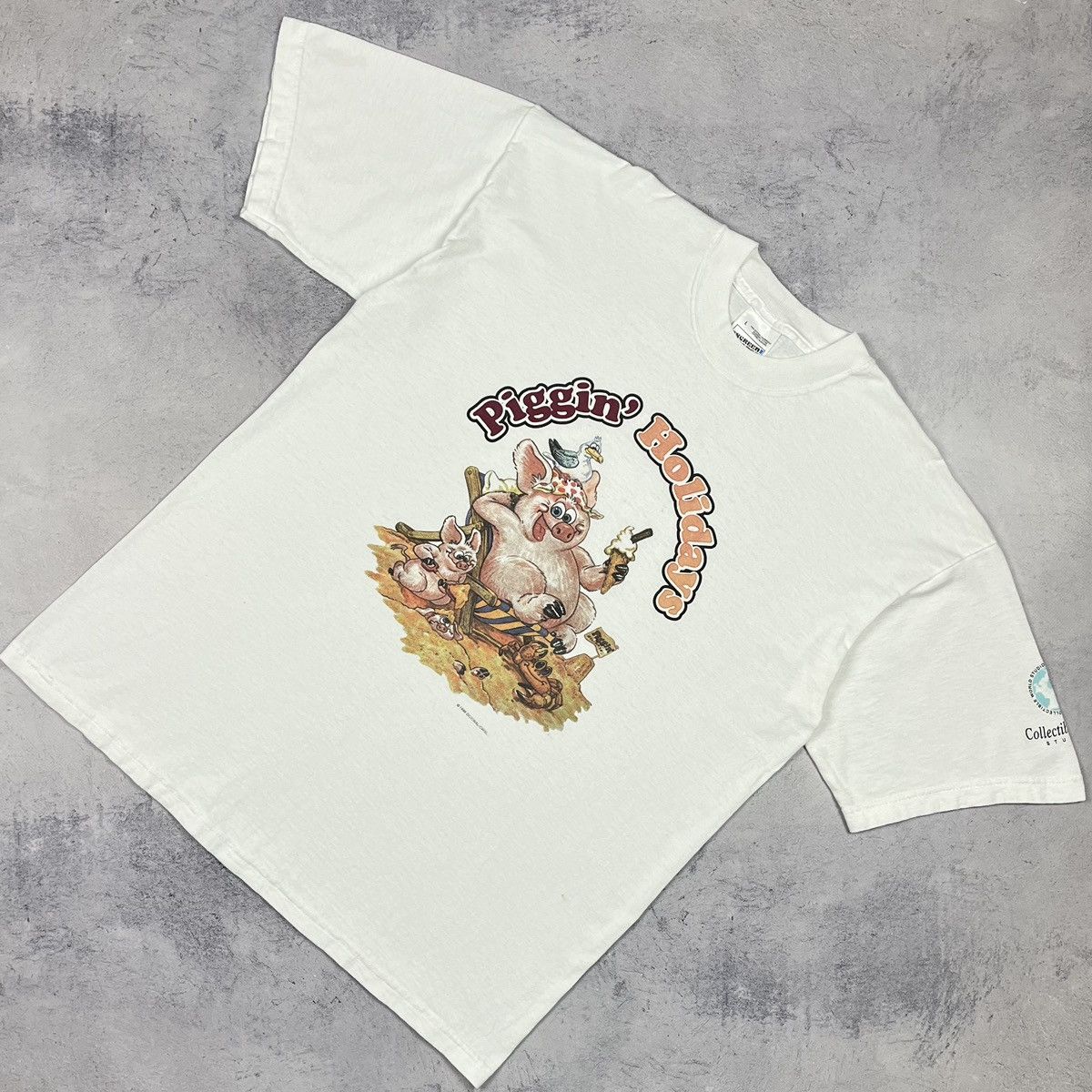 Vintage Vintage Piggin Holidays y2k humor graphic tee 1998 Size US L / EU 52-54 / 3 - 1 Thumbnail