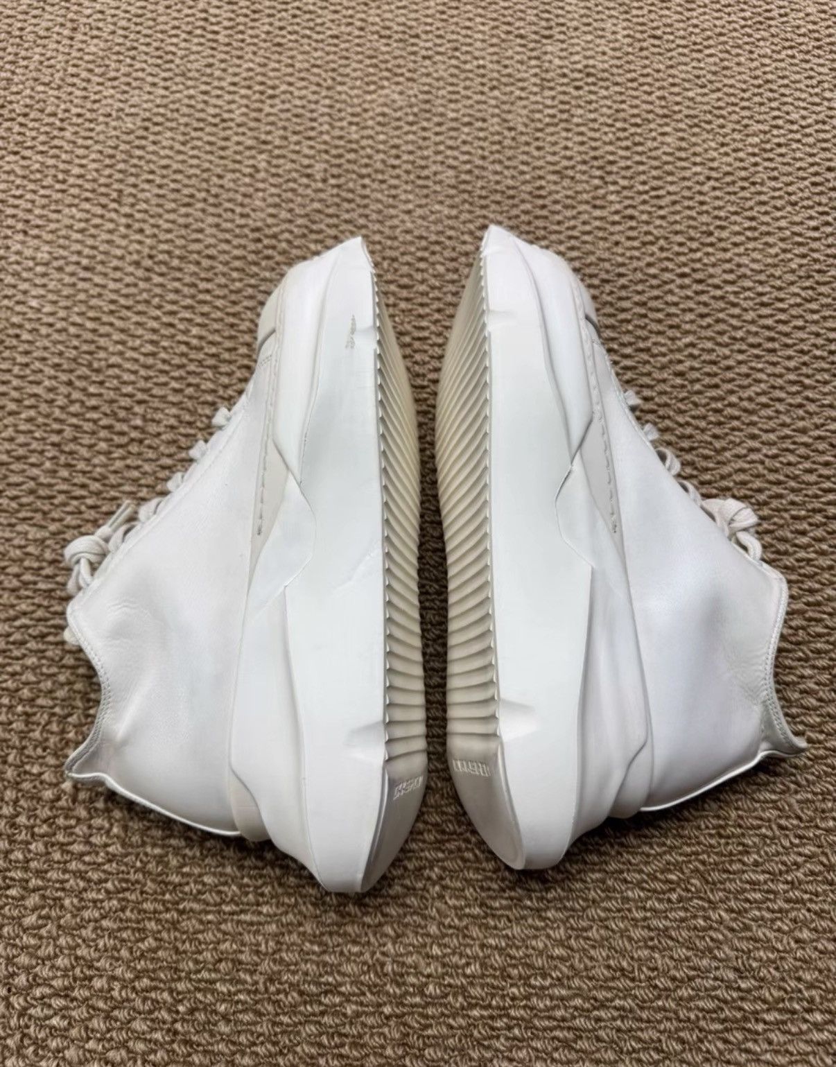 Rick Owens Rick Owens DRKSHDW Tank Sole Milk White Leather Sneakers K37 Size US 7 / EU 40 - 6 Thumbnail