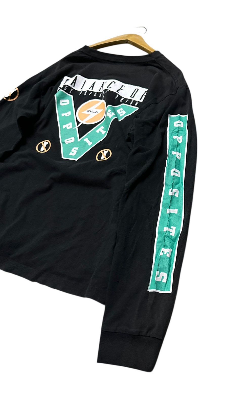 RVCA RVCA the balance of opposites backhit long sleeve tshirt Size US M / EU 48-50 / 2 - 6 Thumbnail
