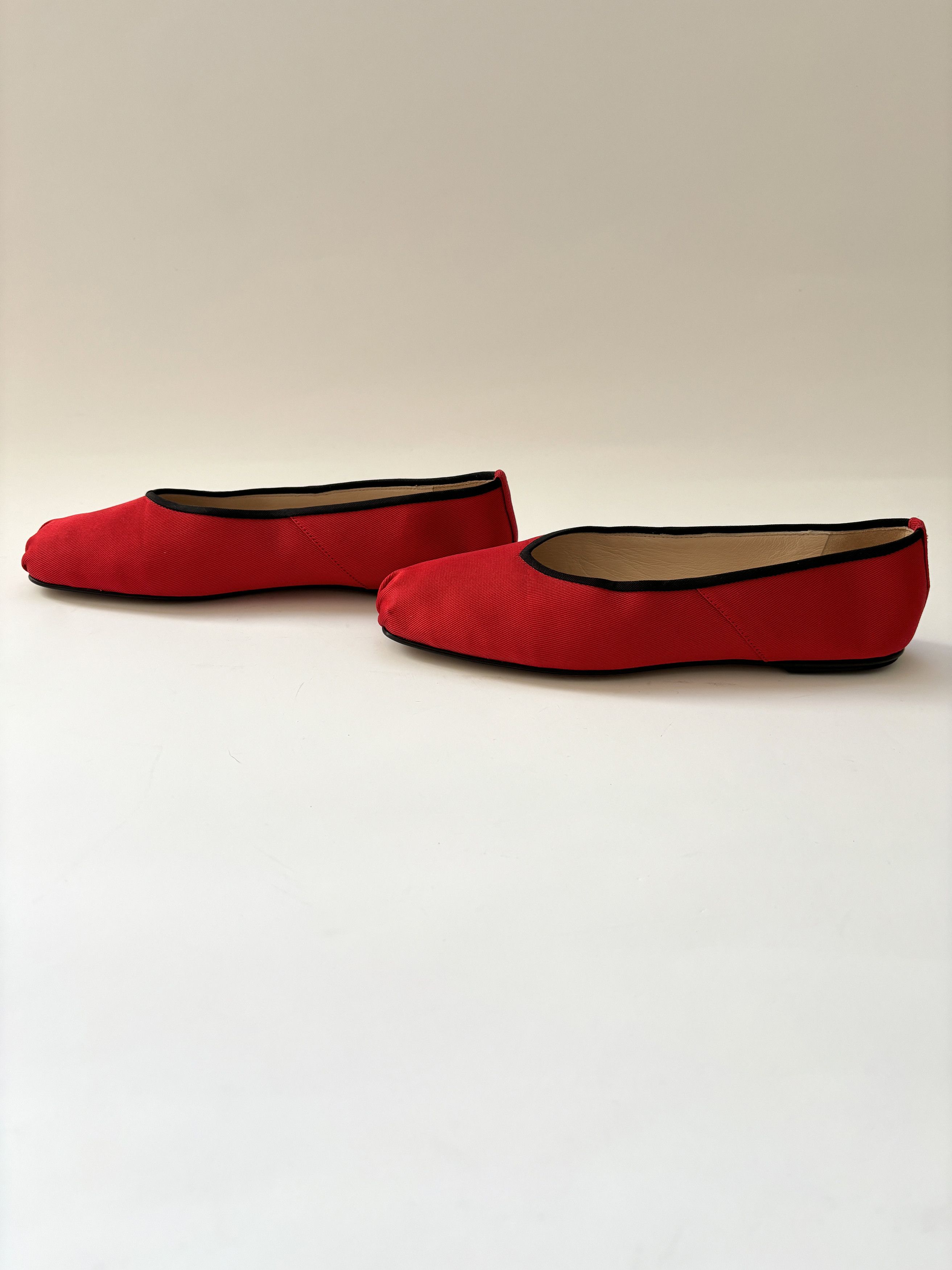 The Row ⚡️QUICK SALE⚡️The Row Red Satin Ballet Flats Size US 5.5 / IT 35.5 - 4 Thumbnail