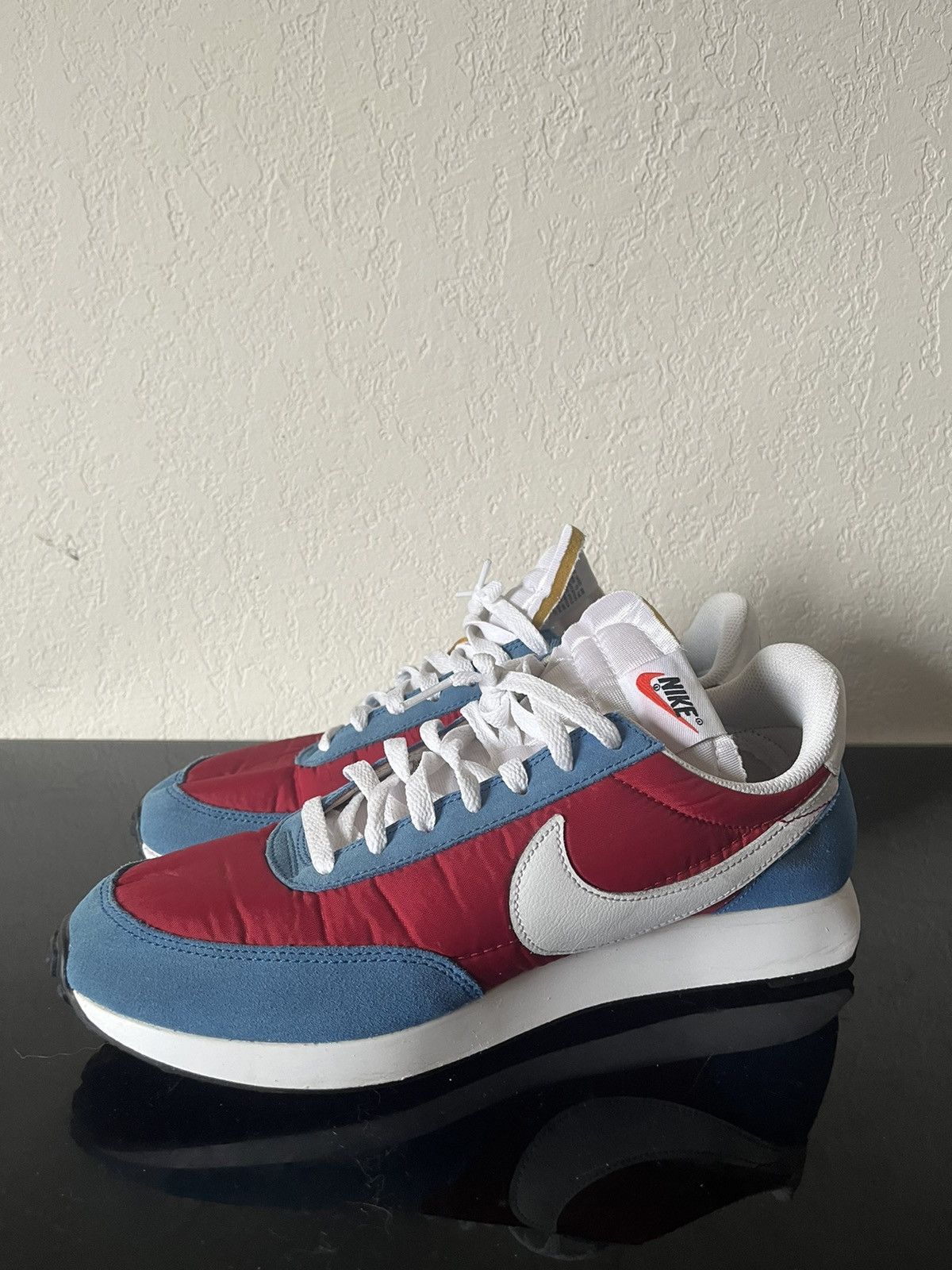 Nike Tailwind 79 Battle blue gym red