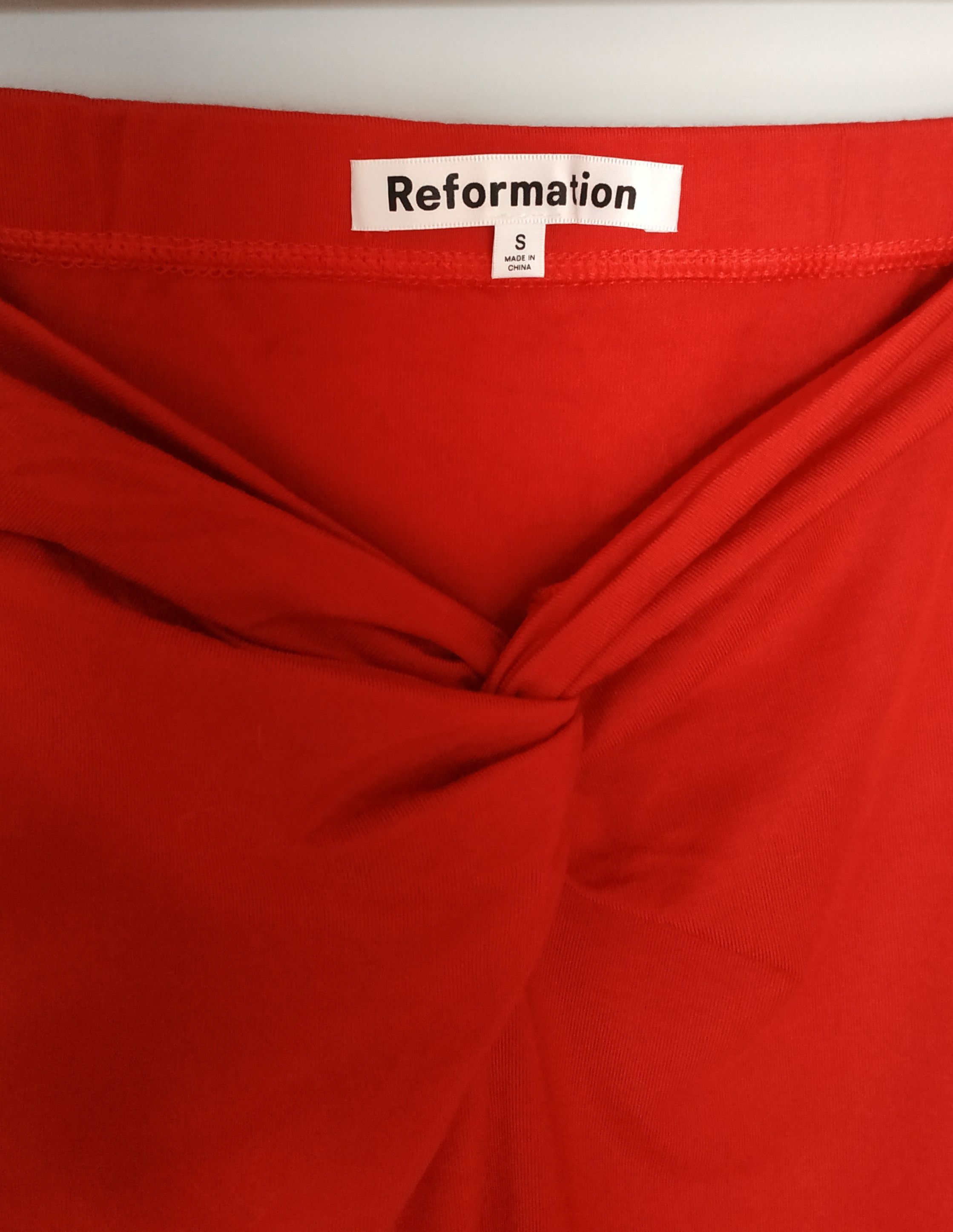 Reformation Reformation Red Rylan Maxi Skirt Size 27" / US 4 / IT 40 - 3 Thumbnail
