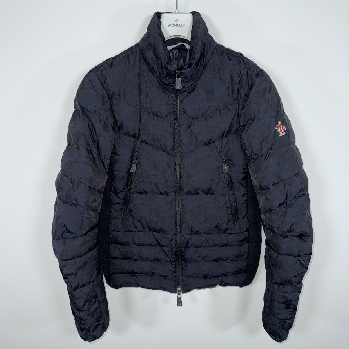 Moncler Moncler Grenoble Carrigvore Men’s Down Puffer Jacket Size 2 Size US S / EU 44-46 / 1 - 1 Thumbnail