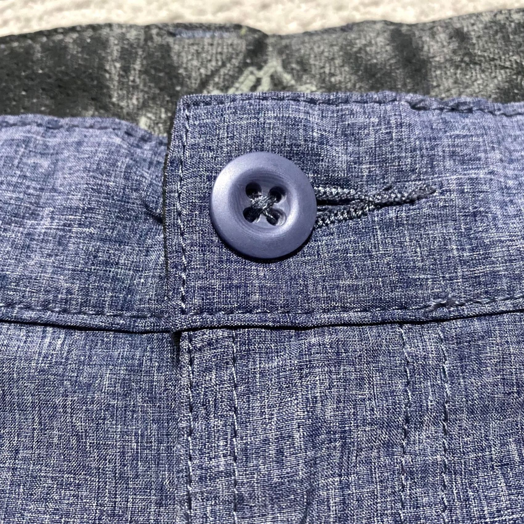 Croft & Barrow Croft & Barrow Mens Shorts Blue Outdoor Chino Pockets Inseam 8" Casual Cargo 36 Inseam 8" Regular Mens Boys? Size US 36 / EU 52 - 7 Thumbnail