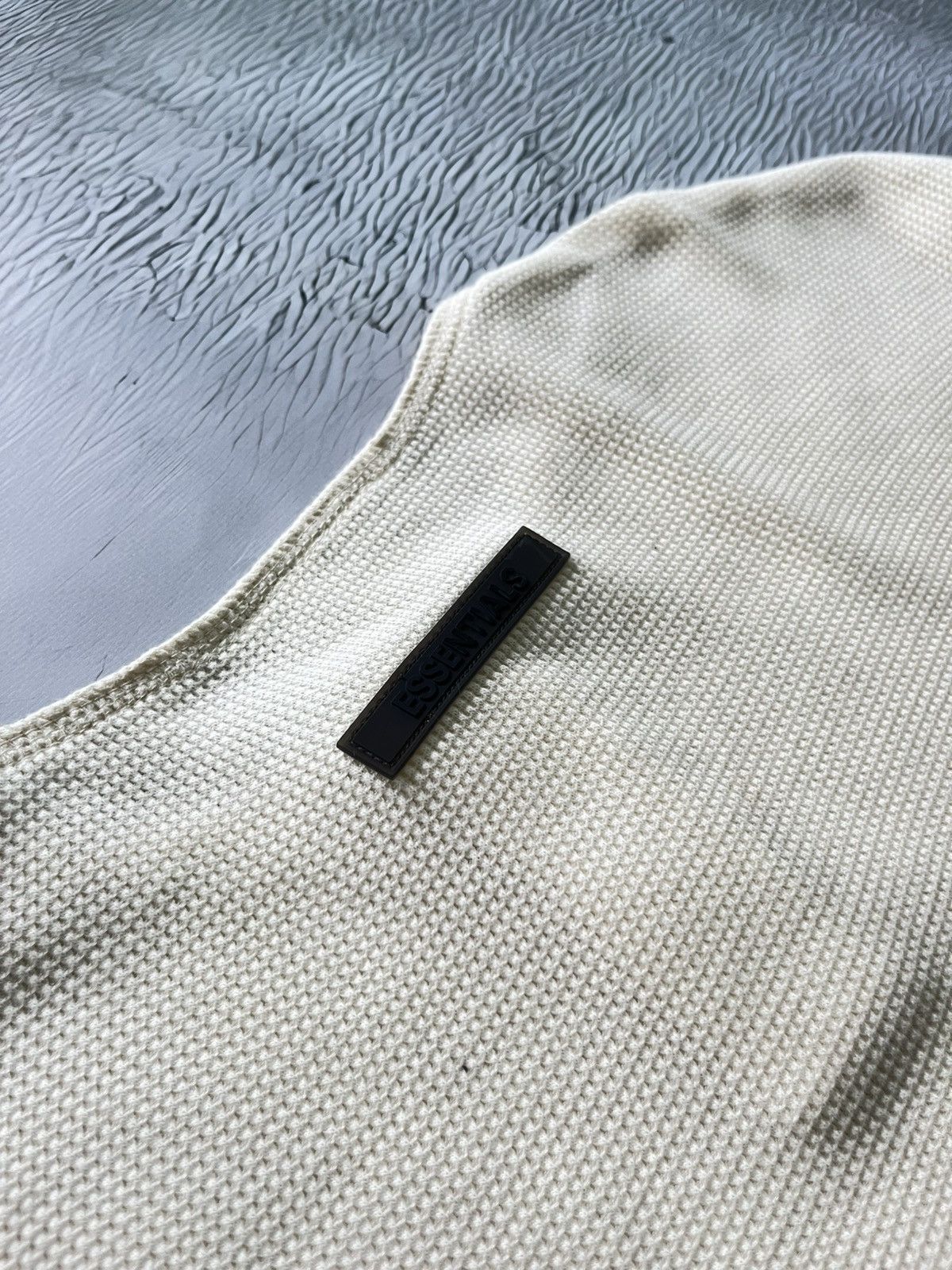 Essentials Fear of God Essentials Long Sleeve Streetwear White Size US M / EU 48-50 / 2 - 13 Thumbnail