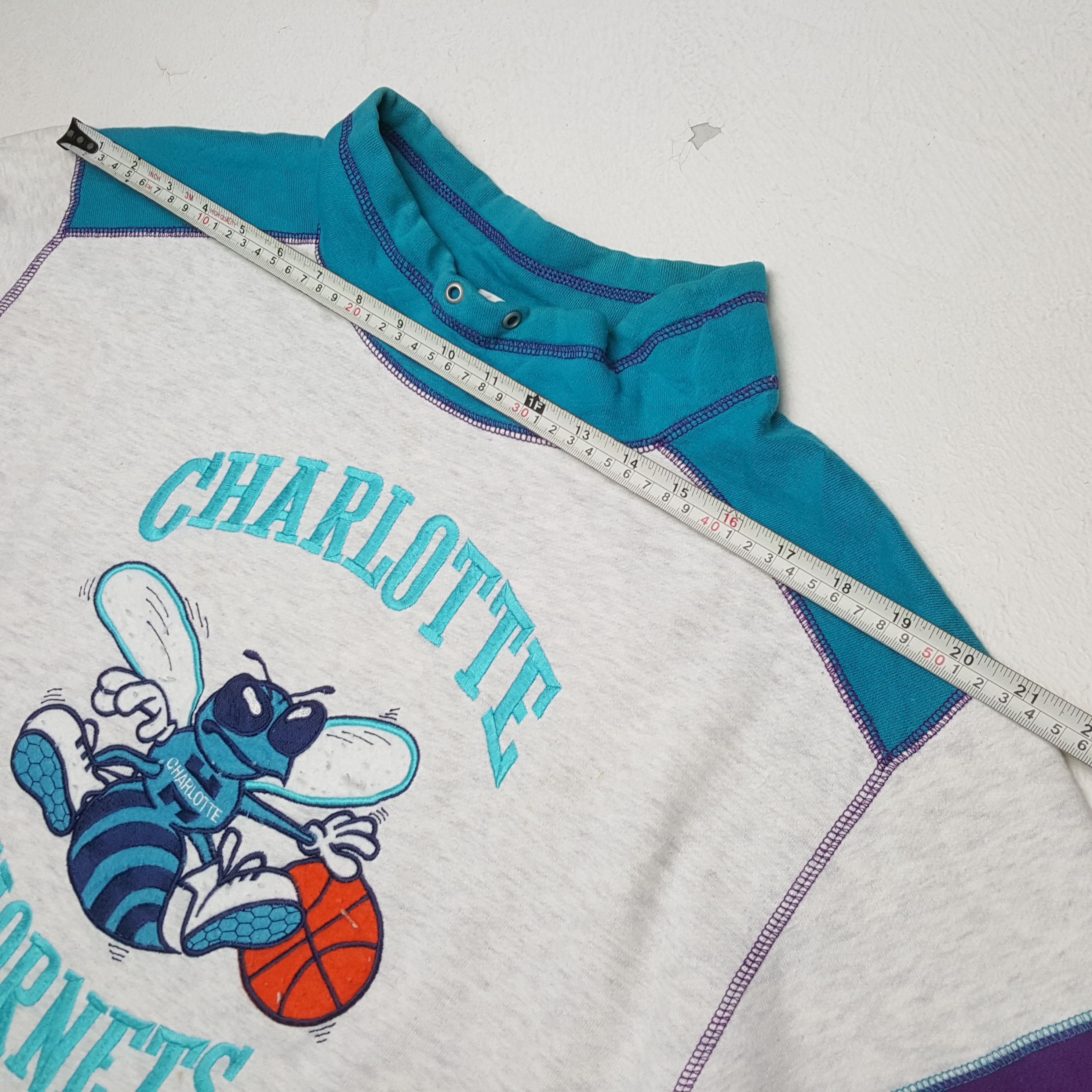 NBA NBA CHARLOTTE HORNETS Basketball Team Sweatshirt Size US M / EU 48-50 / 2 - 4 Thumbnail