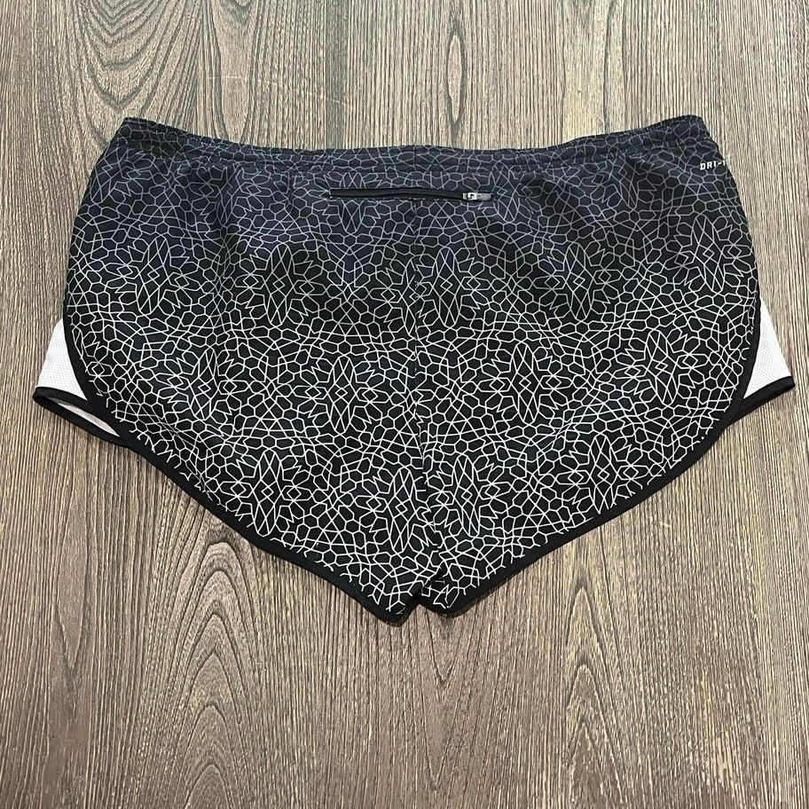 Nike Nike Dri-Fit Running Shorts Geometric Elastic Waist Black L Size 25" / US 0 / IT 36 - 6 Thumbnail