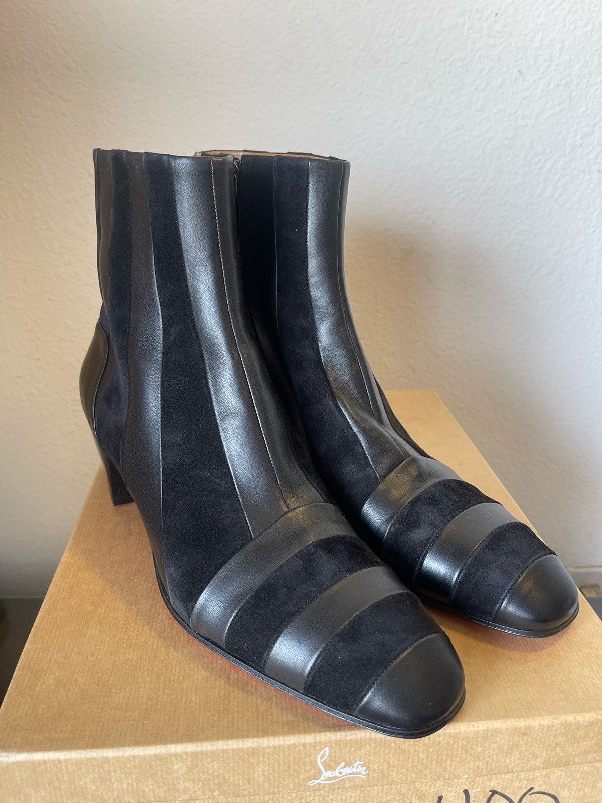 Christian Louboutin Christian Louboutin Leather and Suede Chelsea Boots Size US 12 / EU 45 - 7 Thumbnail