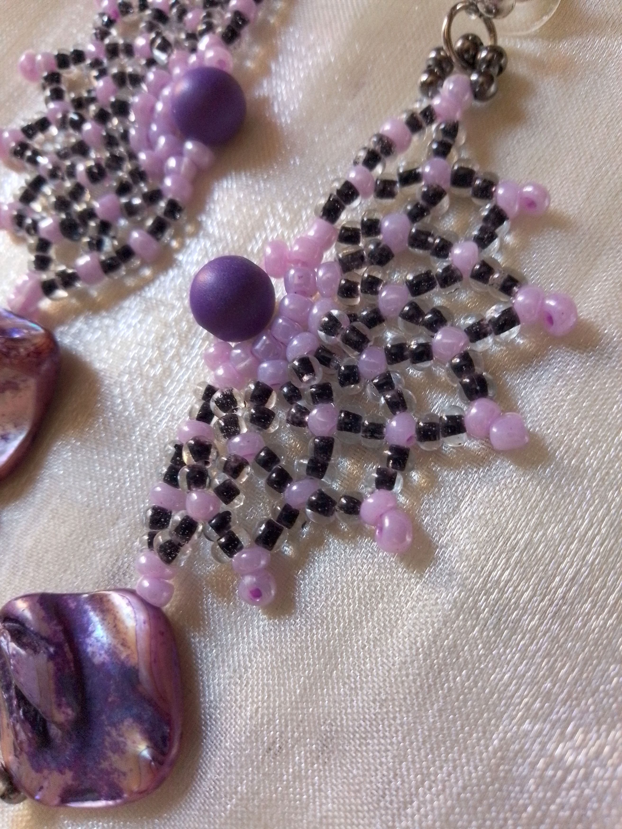 Handmade Earrings Netted Black Purple Mother of pearl gemstone dangle Size ONE SIZE - 2 Thumbnail