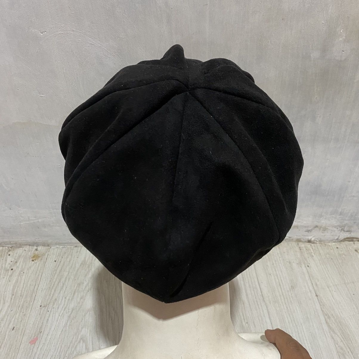 Japanese Brand 2000s vintage suede unique newboys cap Size ONE SIZE - 6 Thumbnail