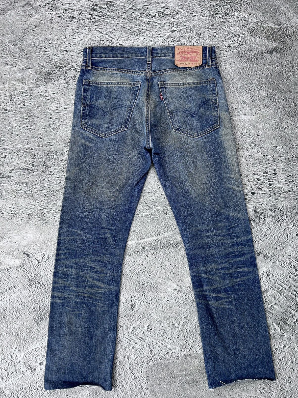 Levi's Vintage Clothing Levis Big E Selvedge Denim Distressed Jeans 505 - 0217 Size US 31 - 7 Thumbnail