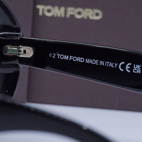 Tom Ford Tom Ford Georgia-02 FT1011 01B Sunglasses Black Round Frame Size ONE SIZE - 5 Thumbnail
