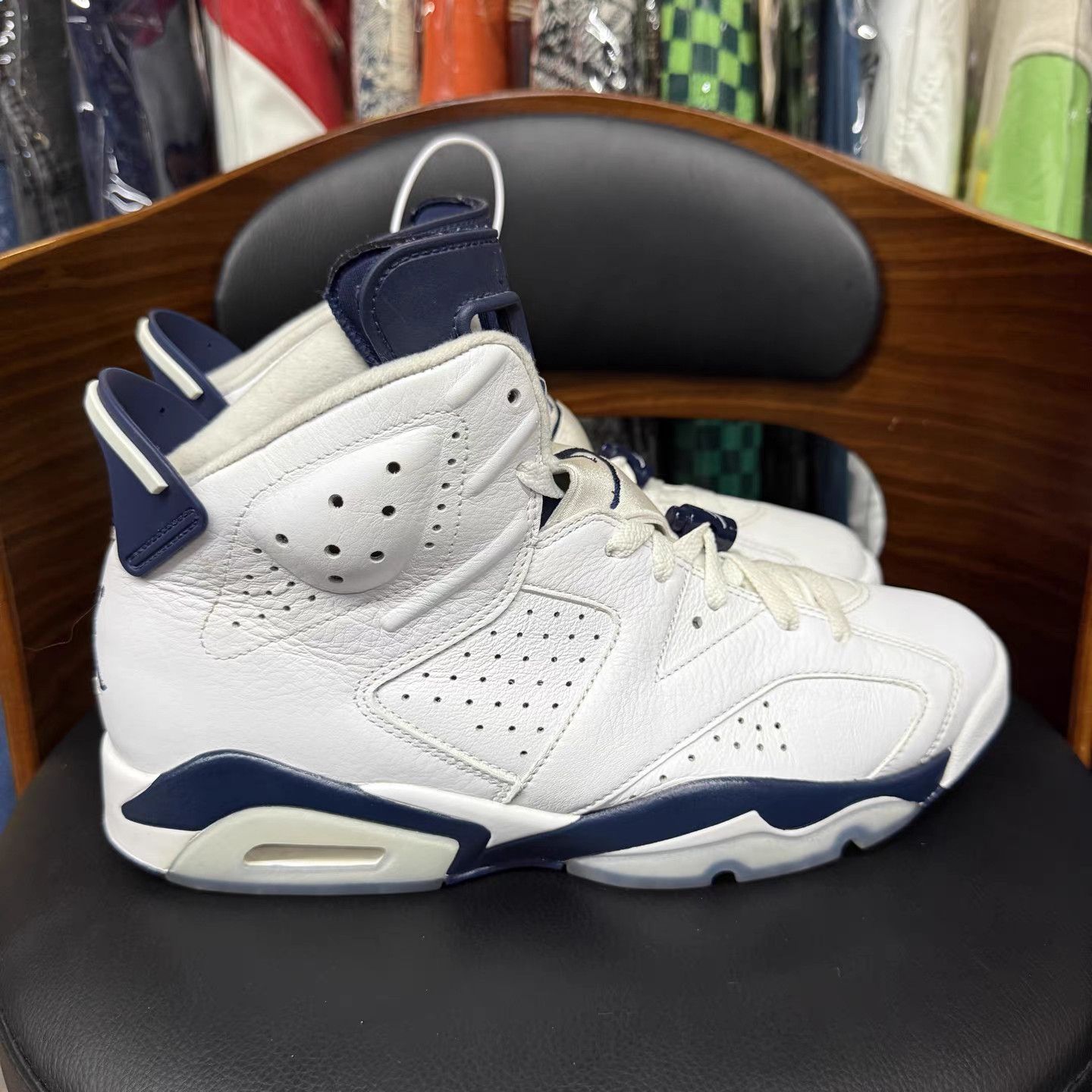 Jordan Brand Air Jordan 6 Basketball Shoes K15 Size US 11.5 / EU 44-45 - 4 Thumbnail