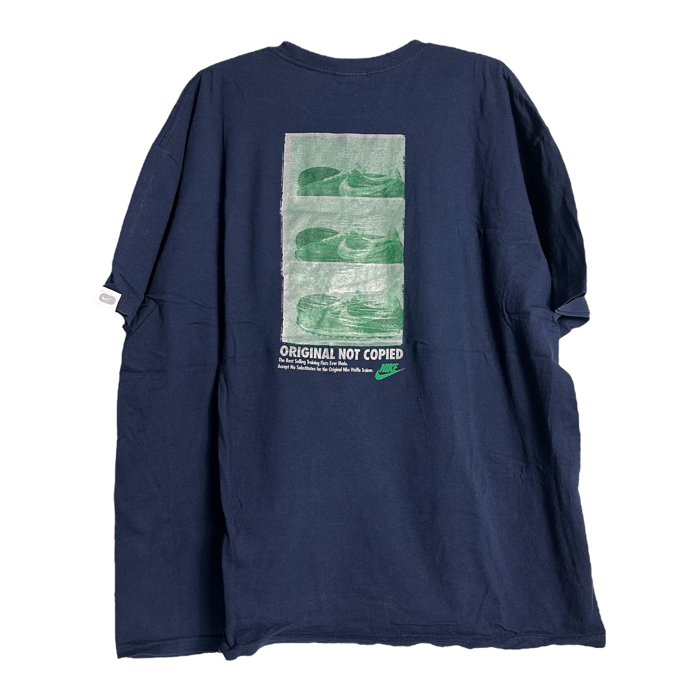 Nike 🔥RARE🔥Vintage Nike All Print Waffle Trainer Shoes T-shirt Size US XXL / EU 58 / 5 - 4 Thumbnail