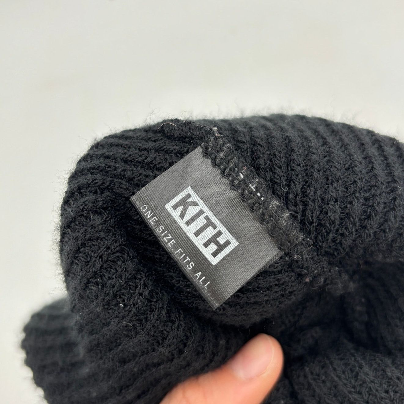 Kith Kith Classic Logo Knit Beanie Hat Acrylic Black Streetwear Size ONE SIZE - 9 Thumbnail