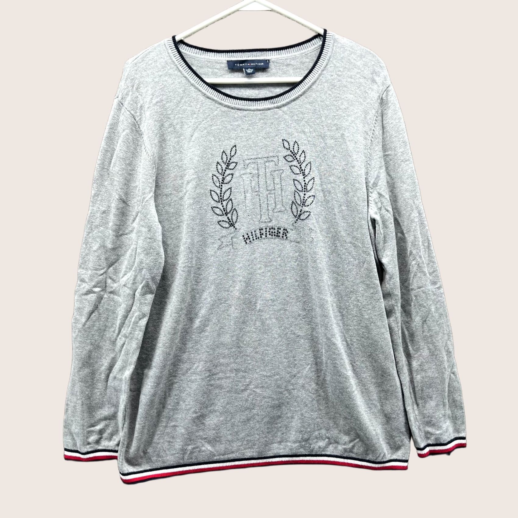 Tommy Hilfiger Tommy Hilfiger Shirt Womens XL Gray Long Sleeve Fleece Floral Logo TH Pullover, Crew Neck, Regular Fit, Cotton, All Seasons, Blackwatch? Size XL / US 12-14 / IT 48-50 - 1 Thumbnail