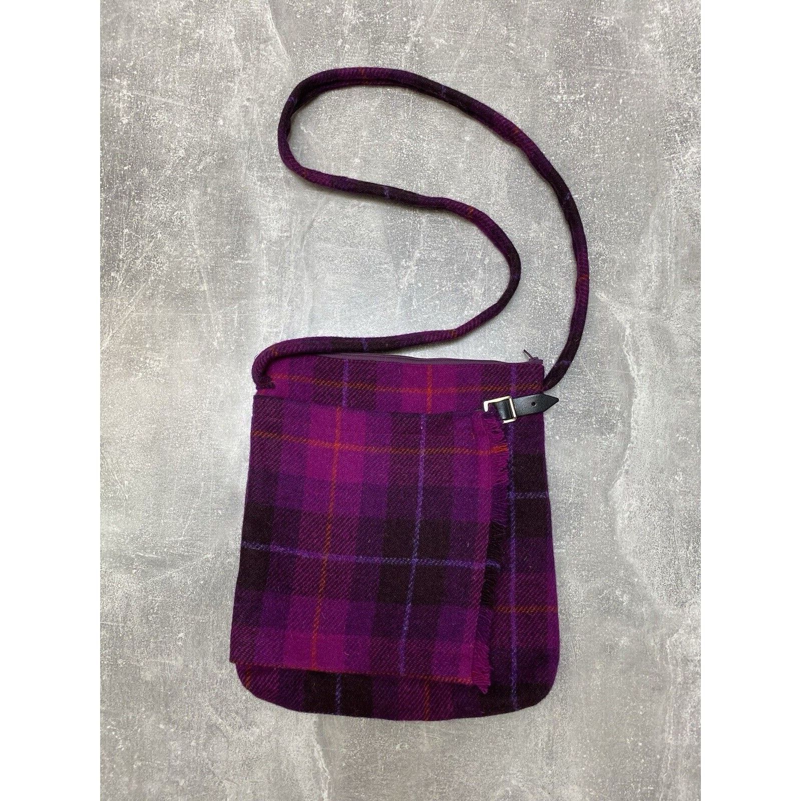 Harris Tweed × Vintage Harris Tweed Avant Garde Wool Vintage Pink Shoulders Bag Size ONE SIZE - 2 Thumbnail
