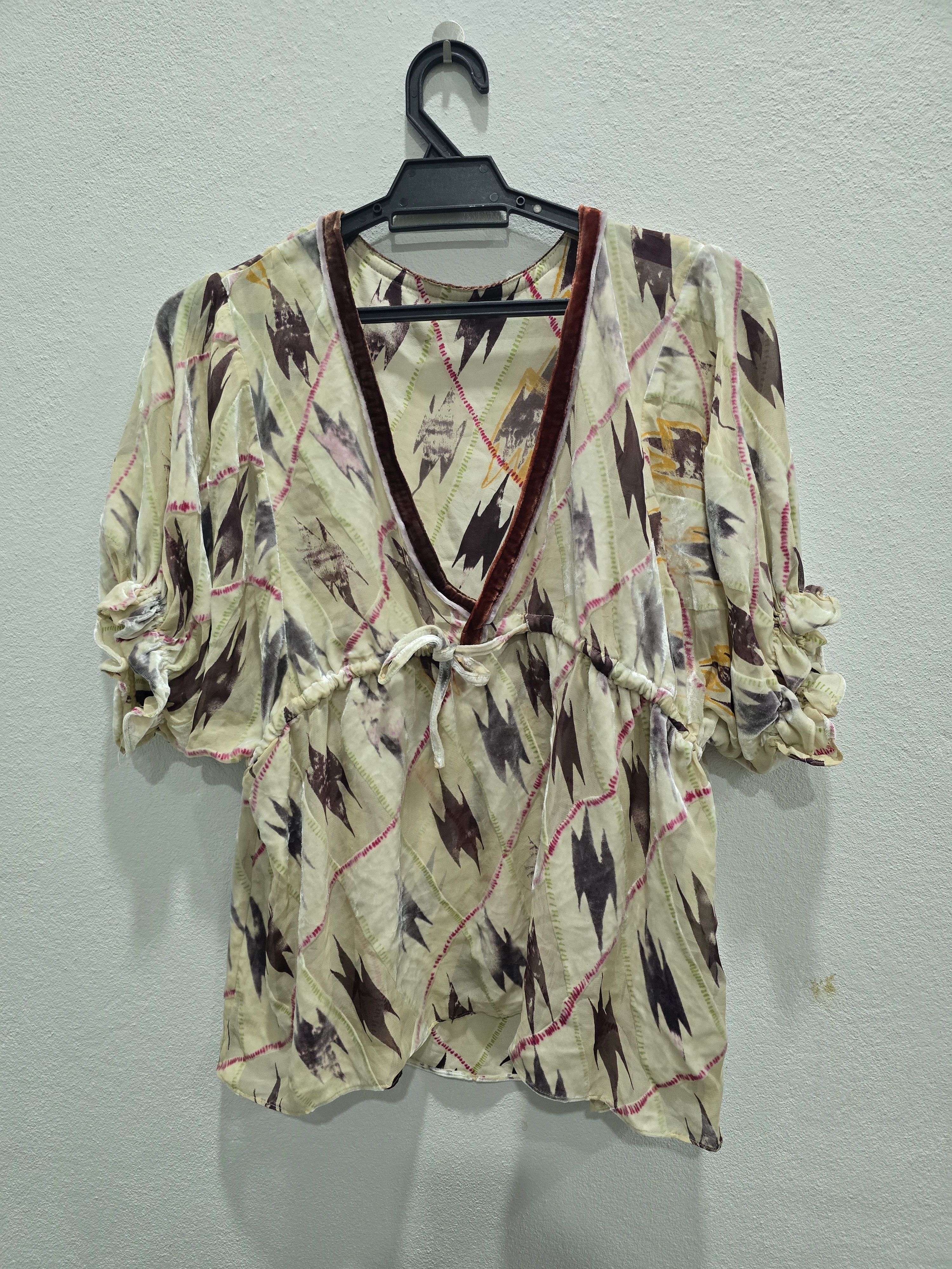 Issey Miyake × Tsumori Chisato 🔥RARE🔥Vintage Tsumori Chisato Silk Shirt blouse Size M / US 6-8 / IT 42-44 - 1 Thumbnail
