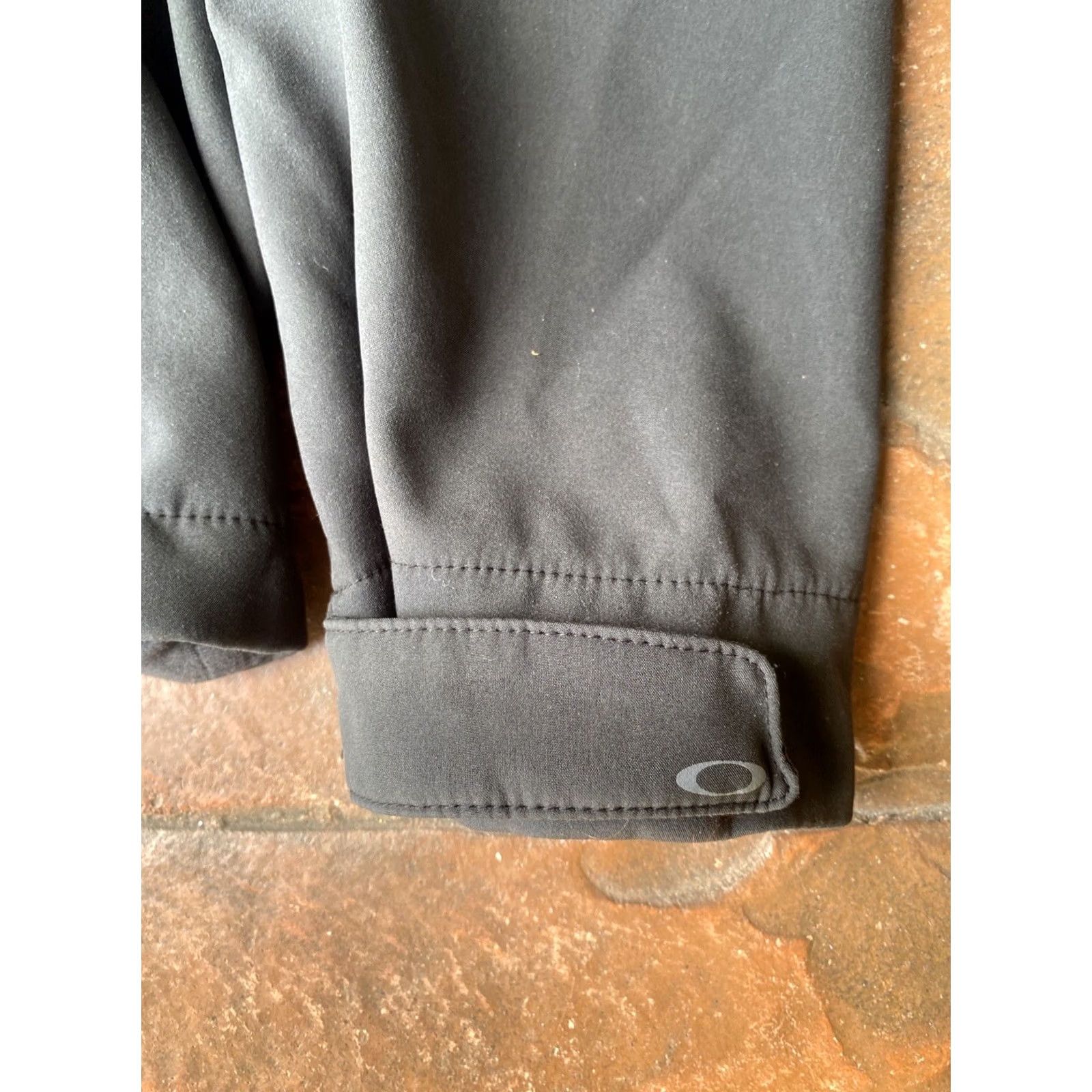 Oakley VINTAGE Oakley Grand Prix Team USA Hooded Tech Jacket Full Zip Fleece Lined Gorpcore Med Black Mens Hoodie Size US M / EU 48-50 / 2 - 5 Thumbnail