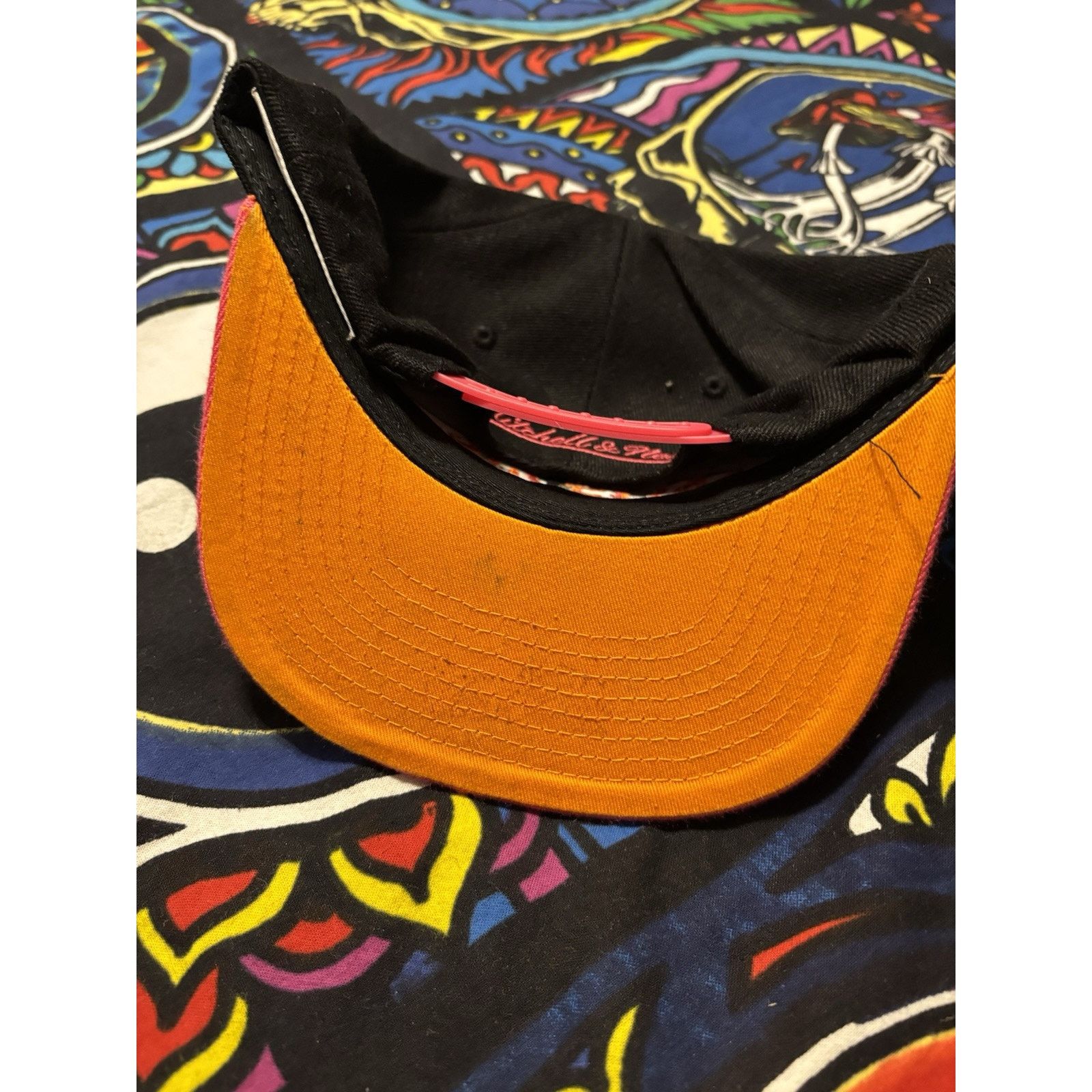 Mitchell & Ness miami heat mitchell ness OSFA miami night flame snapback Size ONE SIZE - 3 Thumbnail