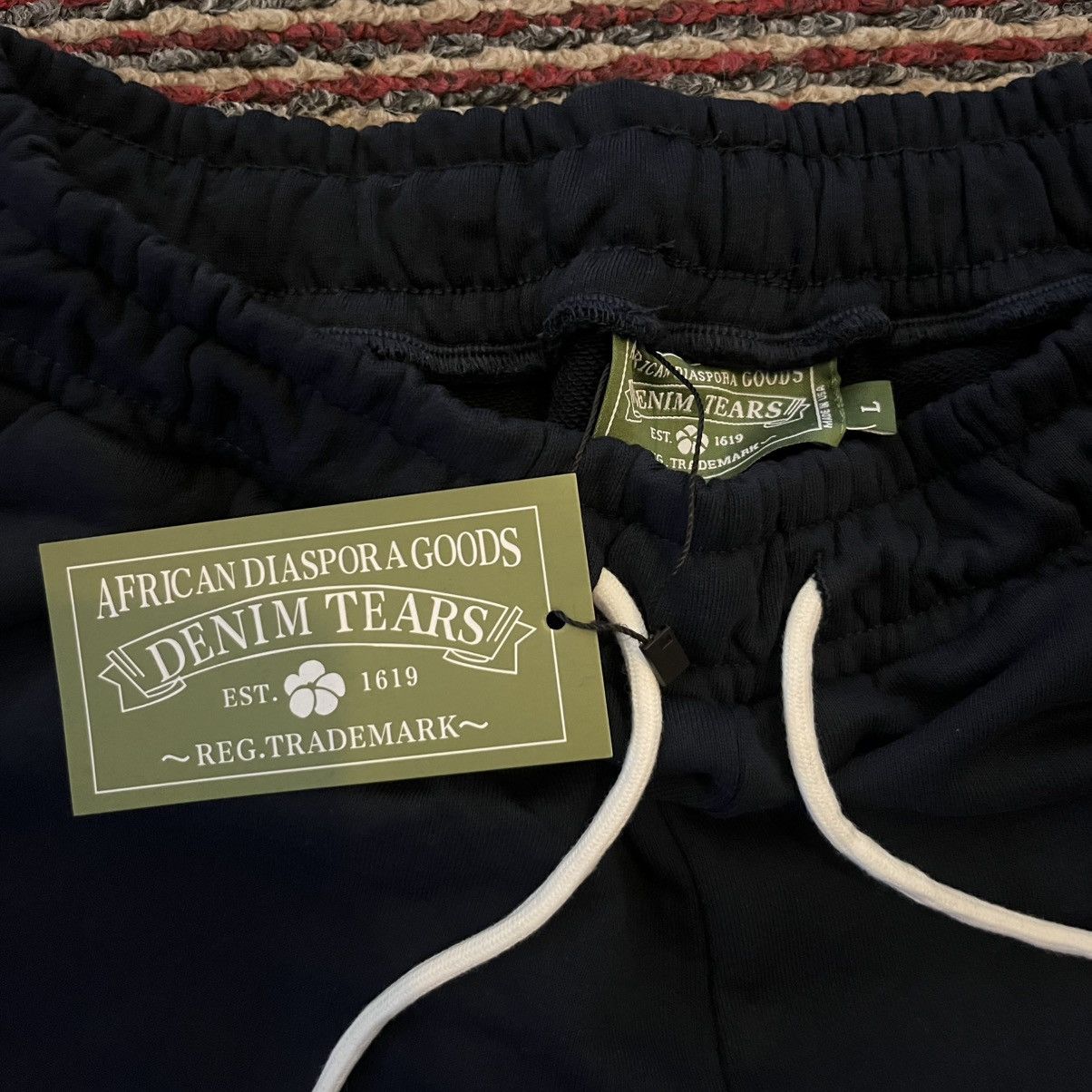 Other Navy Denim Tearz Shorts Size US 31 - 3 Thumbnail