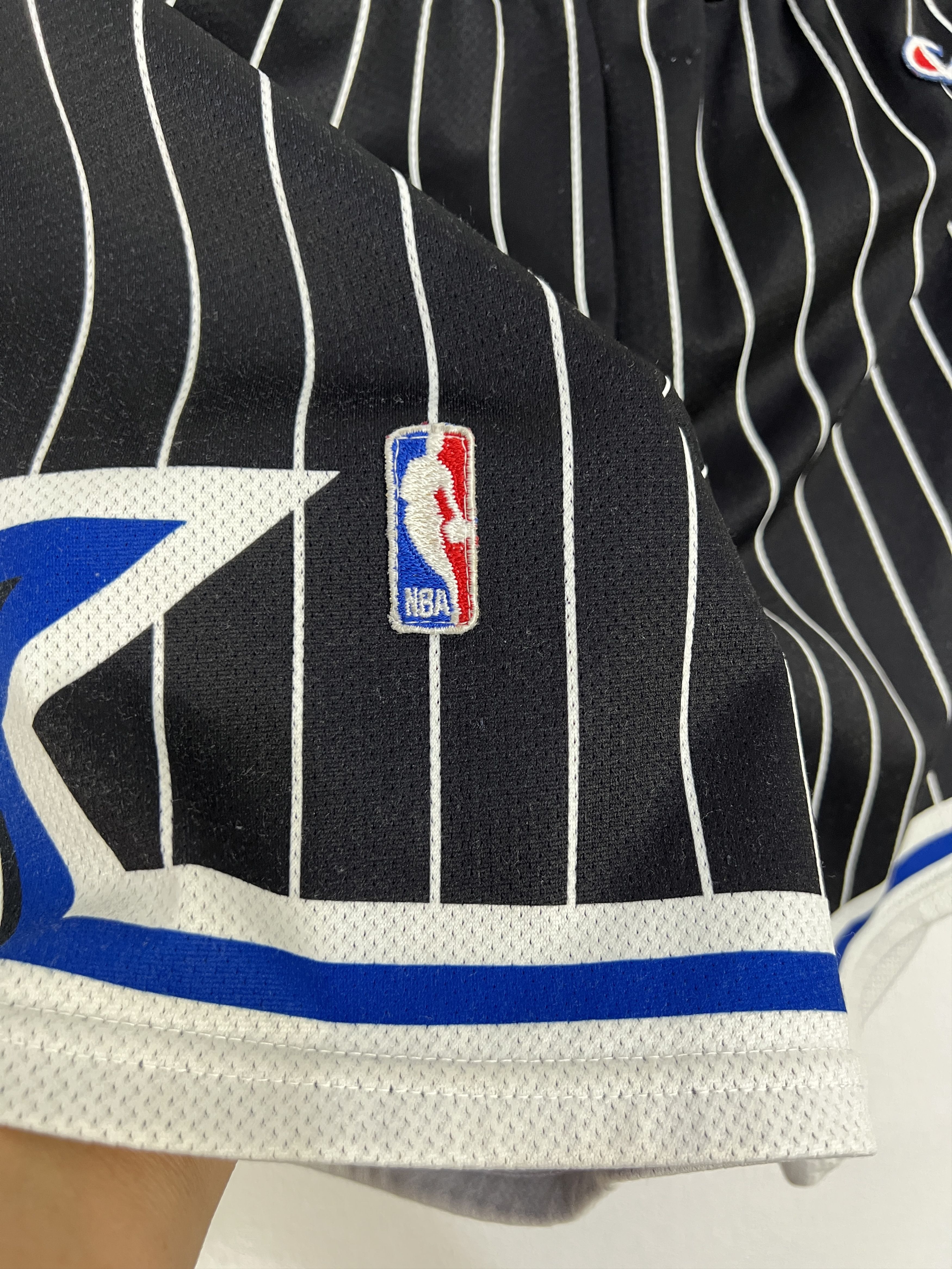 Champion Vintage 90's Champion Orlando Magic Basketball NBA Shorts Size US 30 / EU 46 - 4 Thumbnail